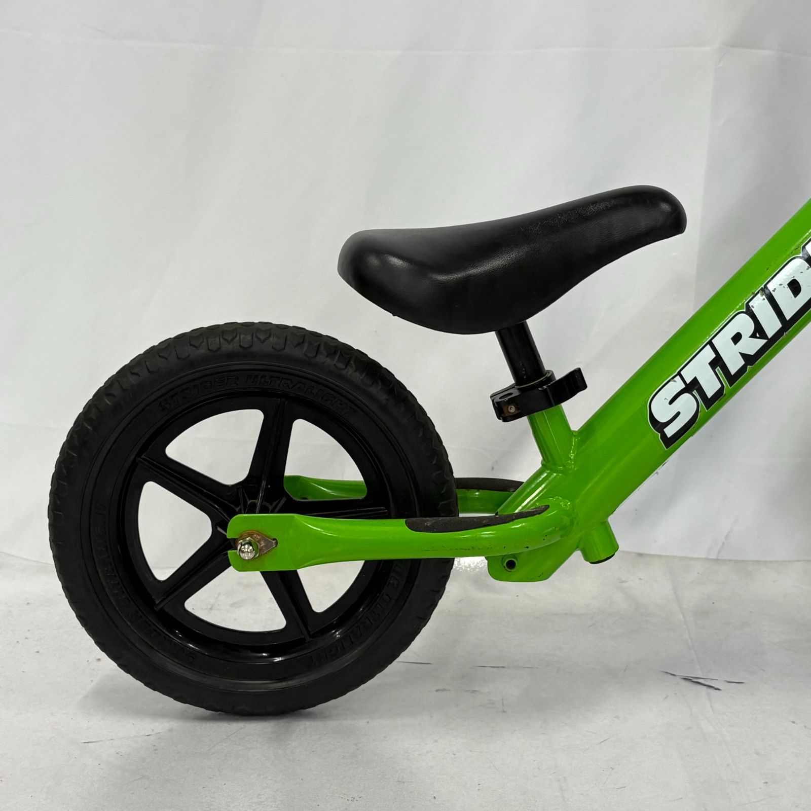 STRIDER ST-4 バランスバイク グリーン ストライダー STRIDER ストライダー バランスバイク ピンク ST-4 STRIDER バランス