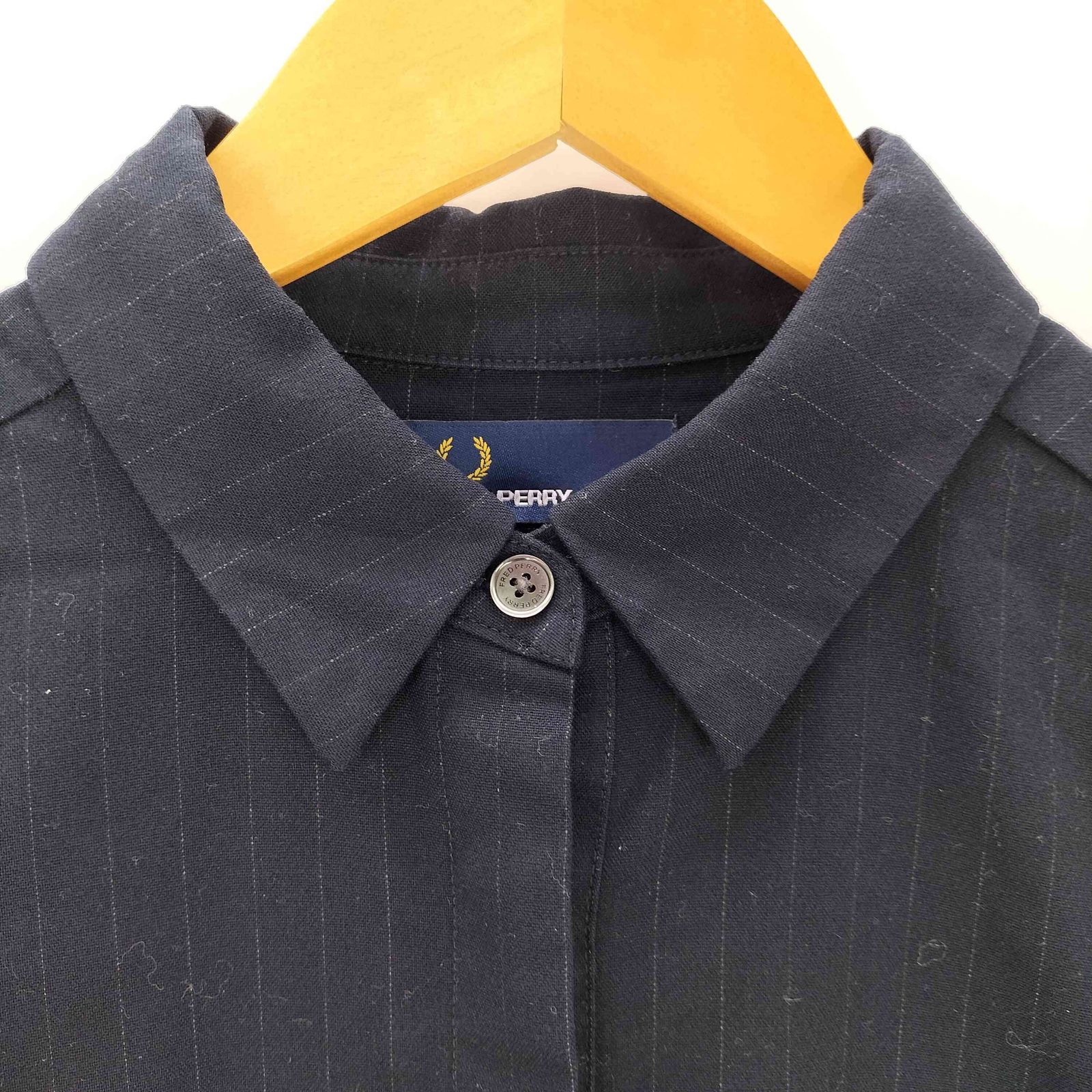 フレッドペリー FRED PERRY 月桂樹刺しゅう ストライプシャツ