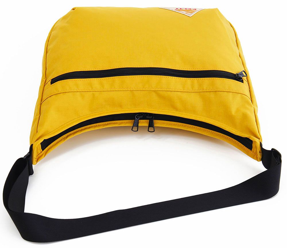CURVE SHOULDER