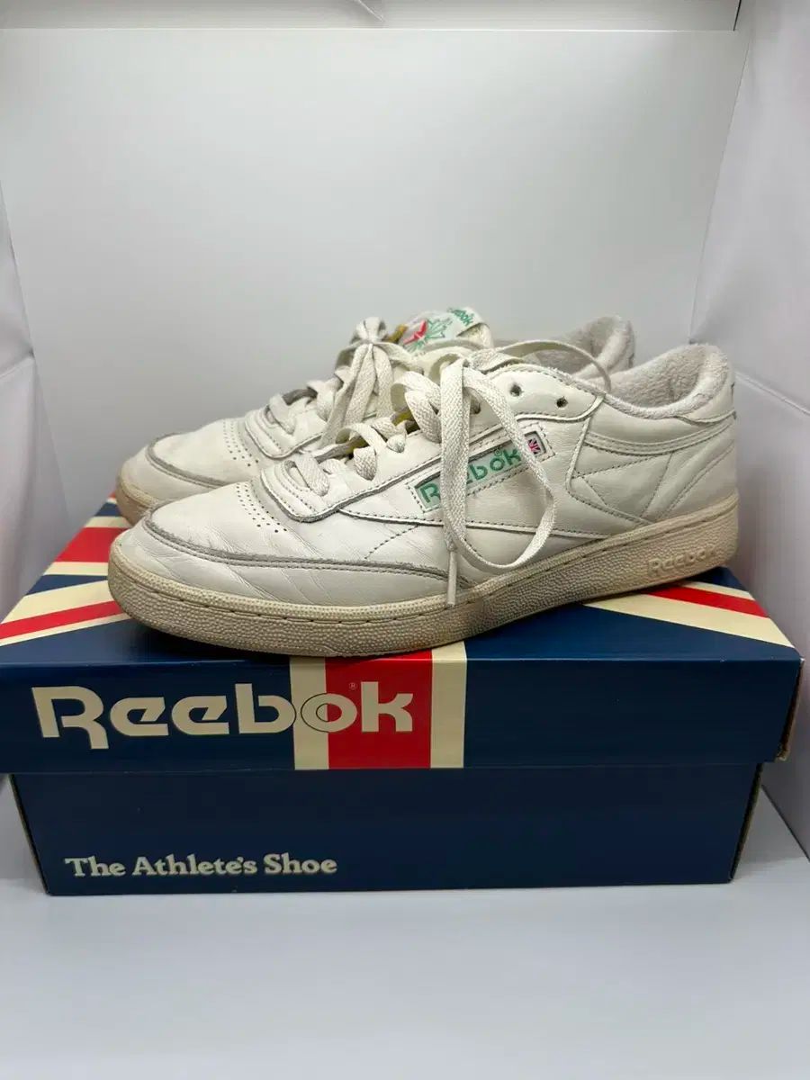 【雷市場（ポンジャン）商品韓国直送】Reebok(リーボック) クラブ c85 ヴィンテージ クリーム 270