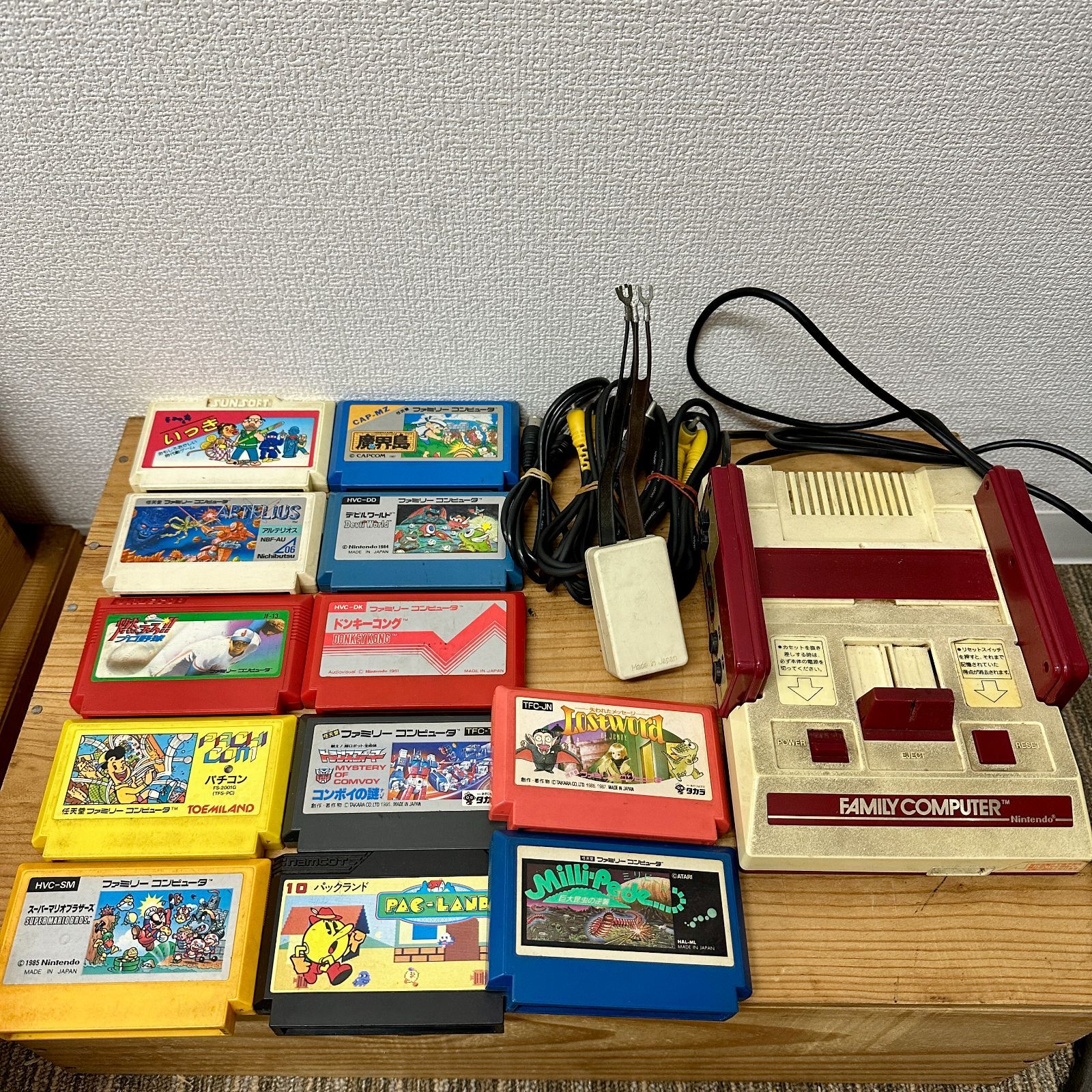 特別セット】ファミコン本体とカセット12本セット - メルカリ