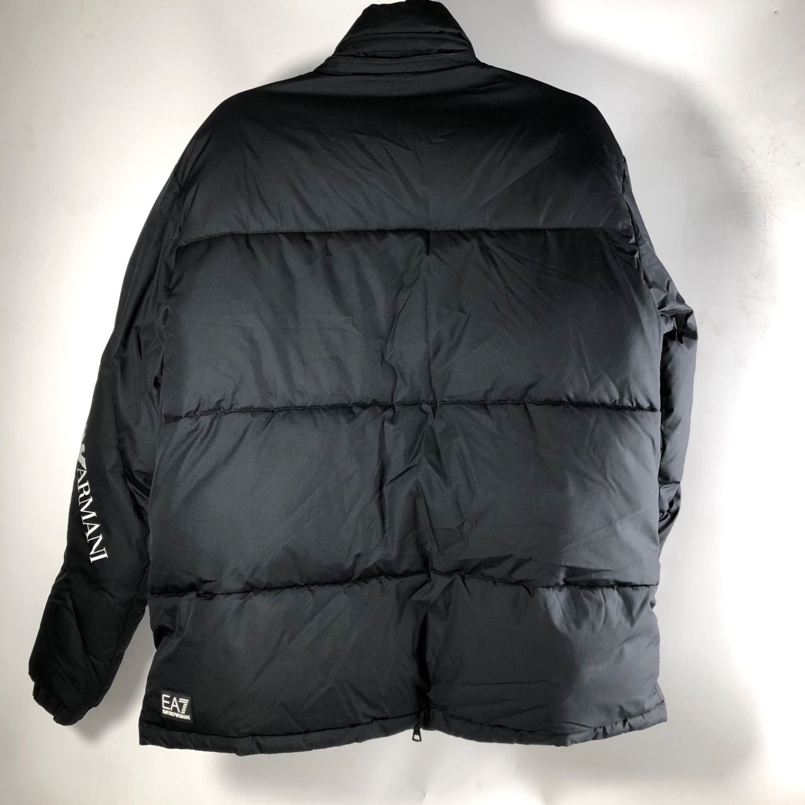 A0924-22-8 EMPORIO ARMANI EA7 ジャケット ダウンジャケット 冬 黒 着丈70cm 身幅60cm 肩幅46cm