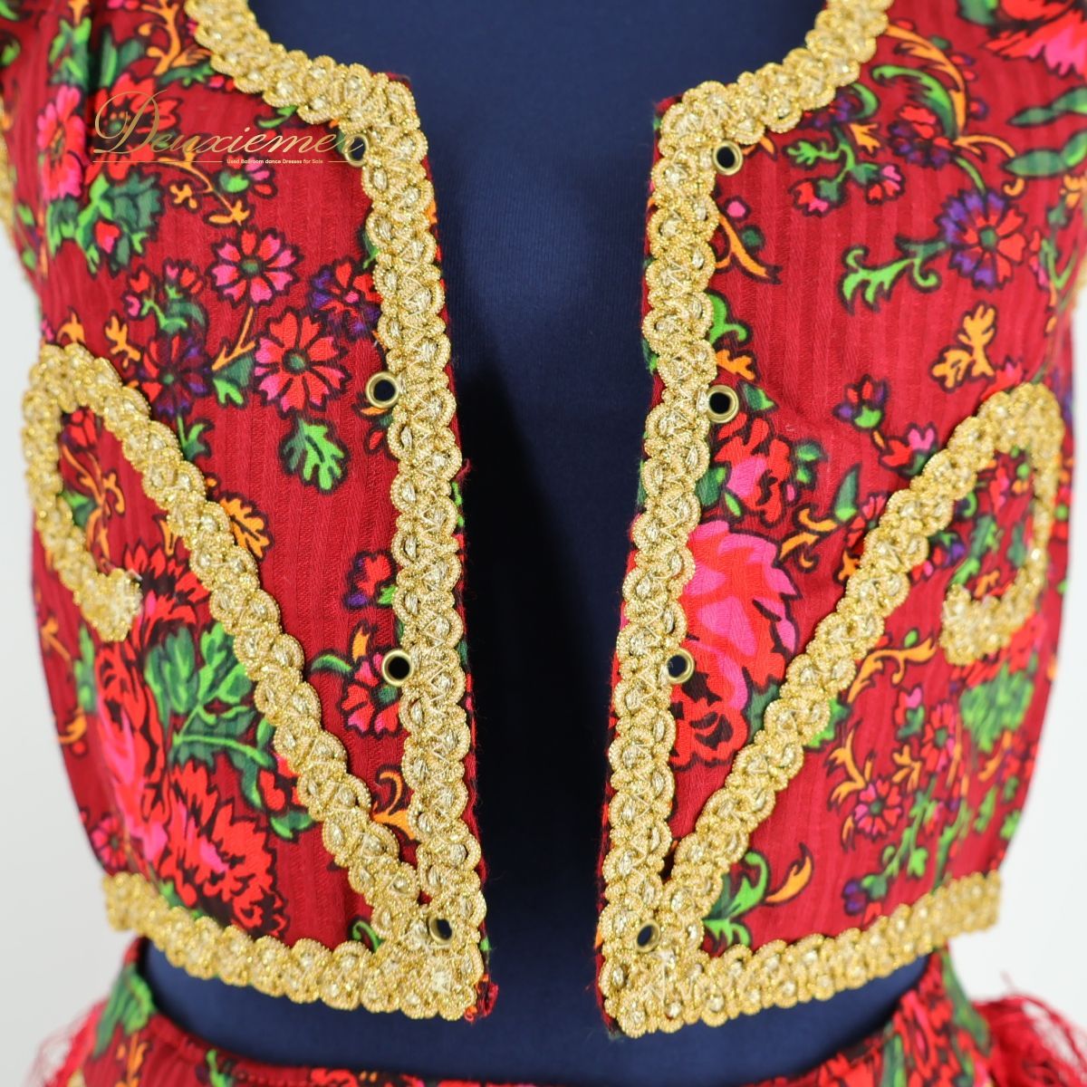 【フォークダンス衣装 まとめ売り】全3点セット レッド ベスト スカート エプロン 花柄 刺繍 チロリアン 赤 青 緑 ピンク 紐 フォークダンス衣装 まとめ売り】全3点セット レッド ベスト