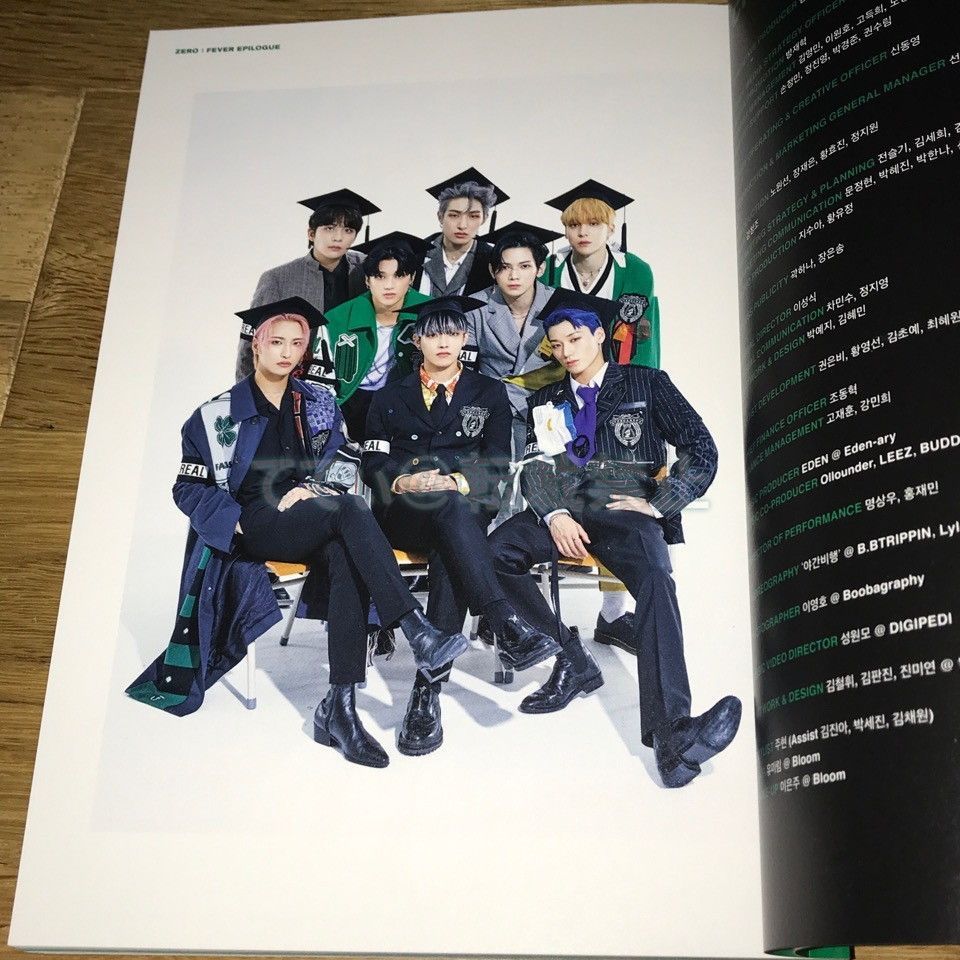 ATEEZ 直筆サイン「ZERO: FEVER EPILOGUE」 ATEEZ 直筆サイン 「ZERO: FEVER EPILOGUE」DIARY - メルカリ