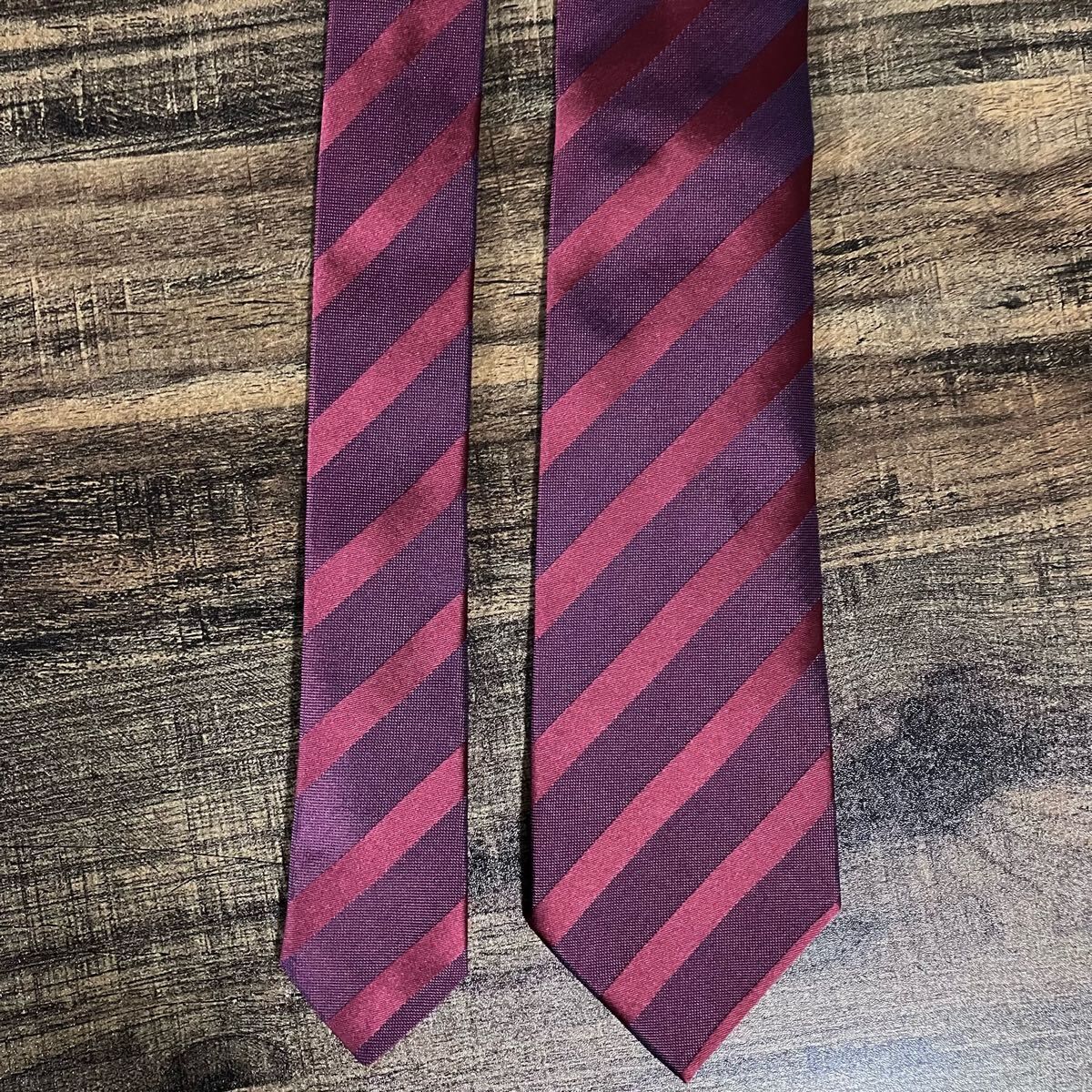 ルイジ ボレッリ Luigi Borrelli シルク ペイズリー柄ネクタイ