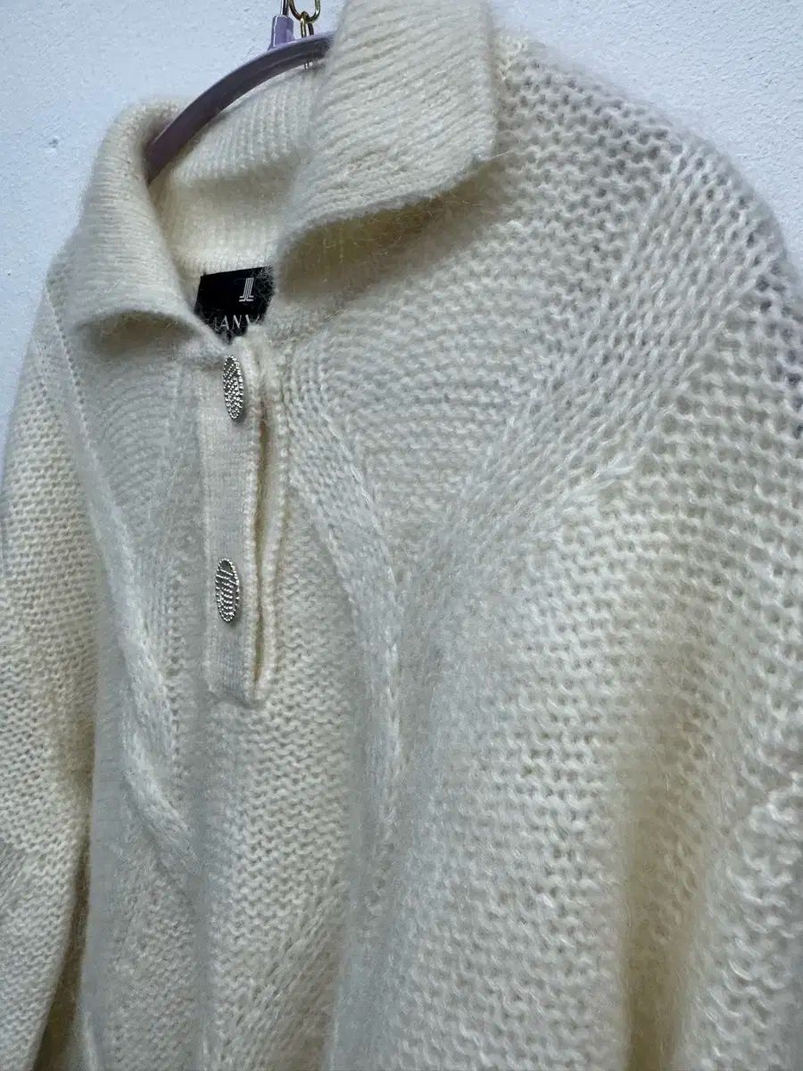 LANVIN