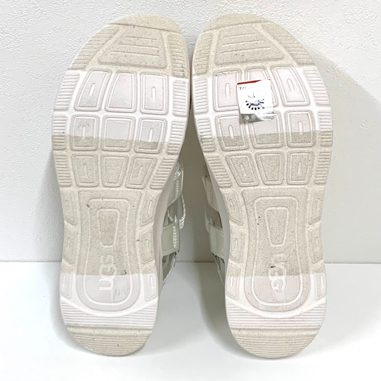 UGG】 アグ/ LA SHORESストラップサンダル/24cm/ホワイト