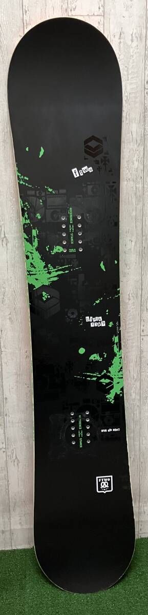 スノーボード板 FTWO BLACKDECK サイズ148 エフティーダブルオー ブラックデック