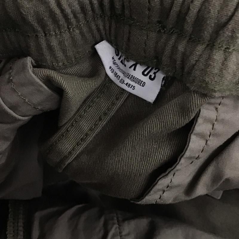 カジュアルパンツ