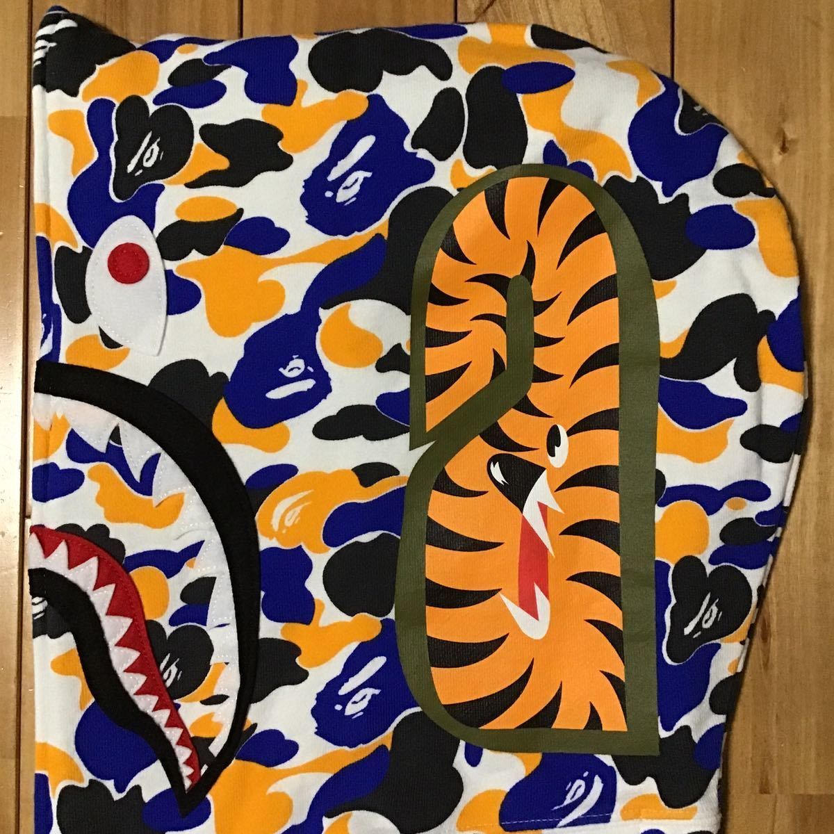 前橋限定 BAPE camo シャークパーカー shark ベイプ ape 迷彩 - メルカリ