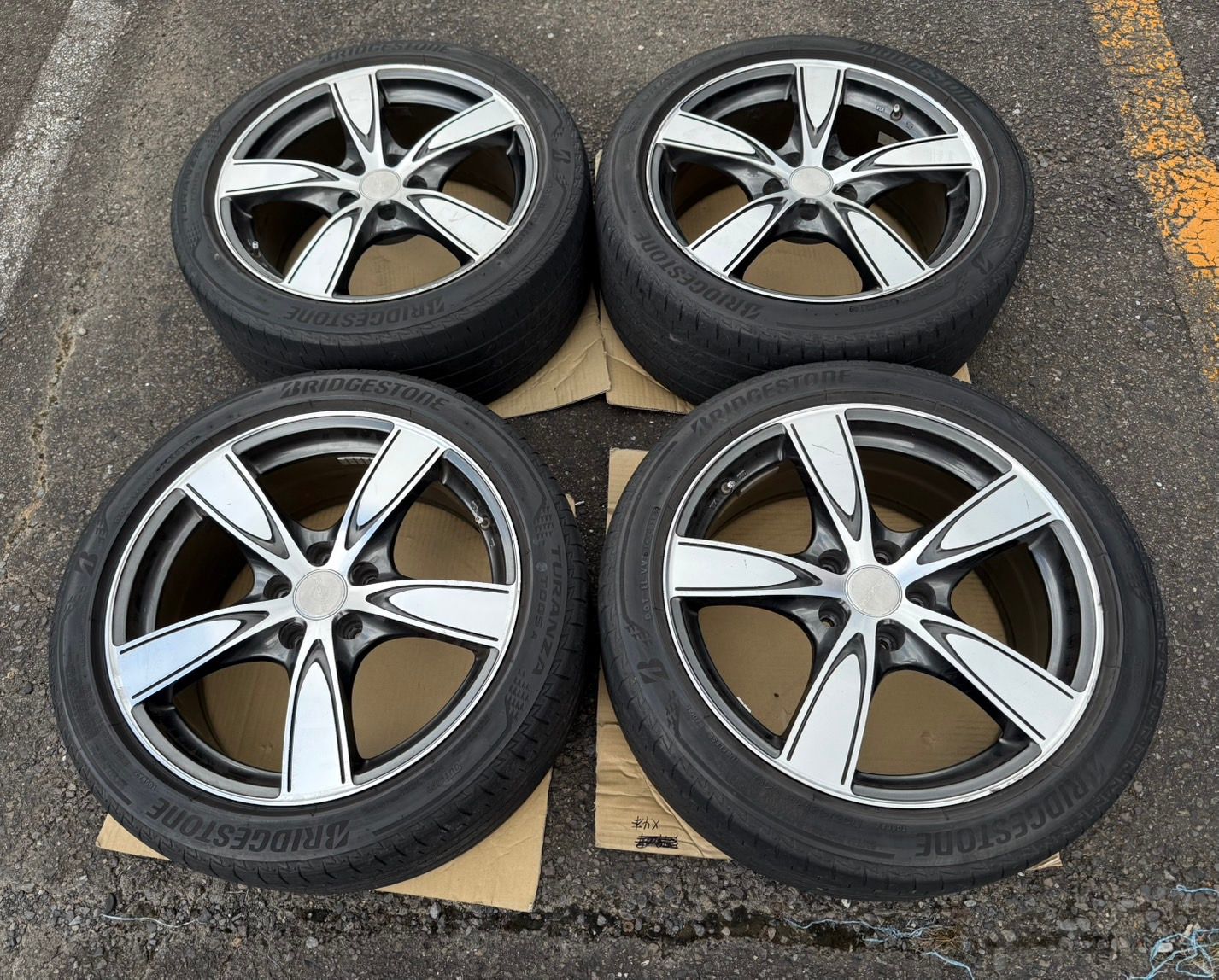 S98569 7J-18インチ 5H114.3 38 ローゼスト 235 45R18