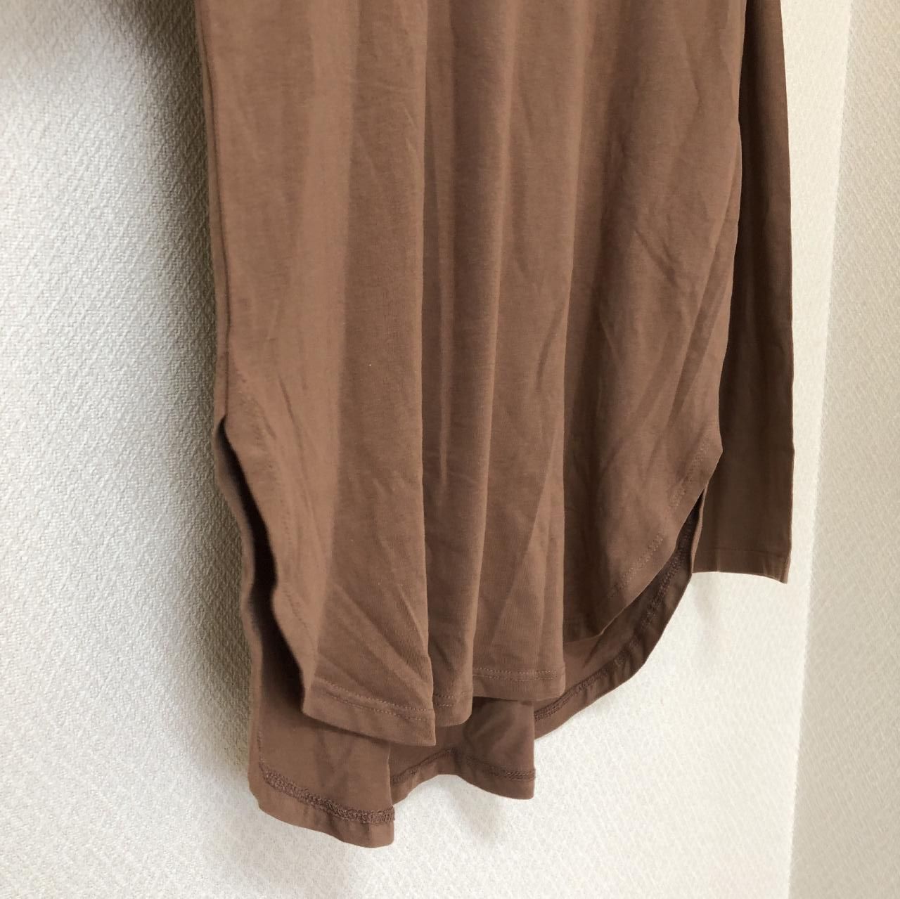 GU　レディース　ラウンドヘム　ロングスリーブ　長袖　Tシャツ　(長袖)　ブラウン　L　11号　大きいサイズ