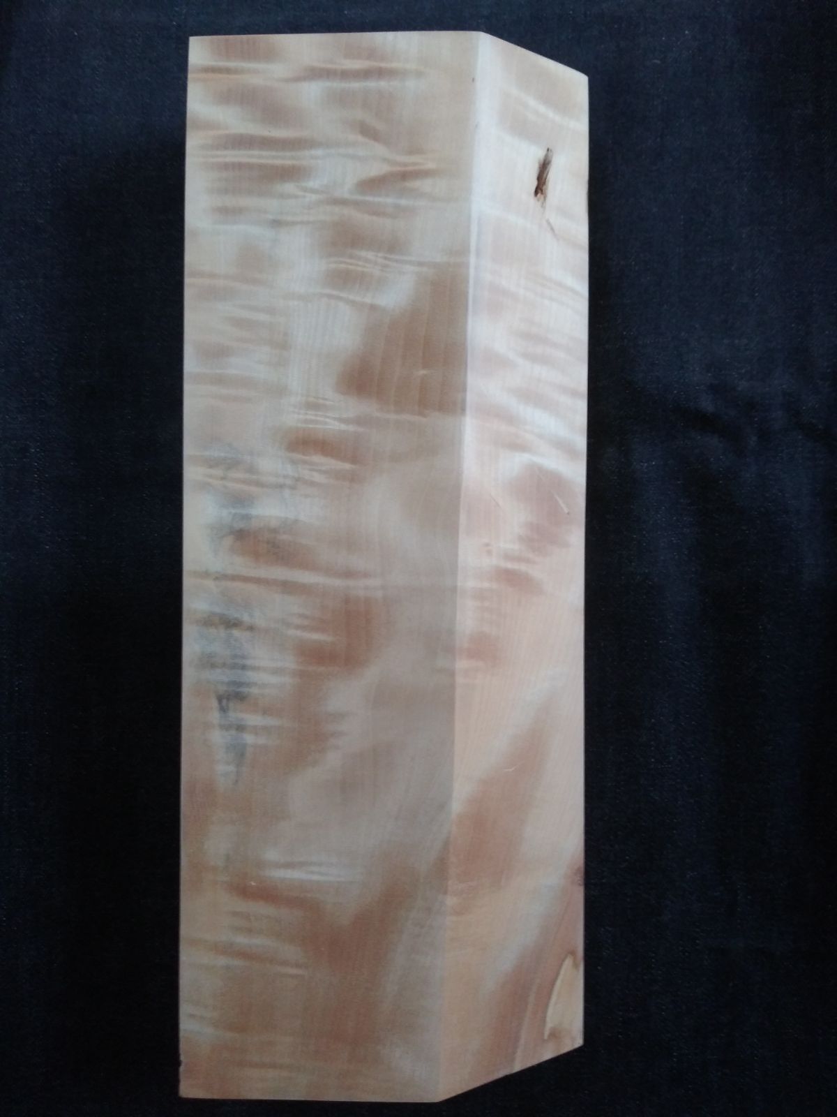 トチ トチノキ 端材 杢 リップルマーク - メルカリ