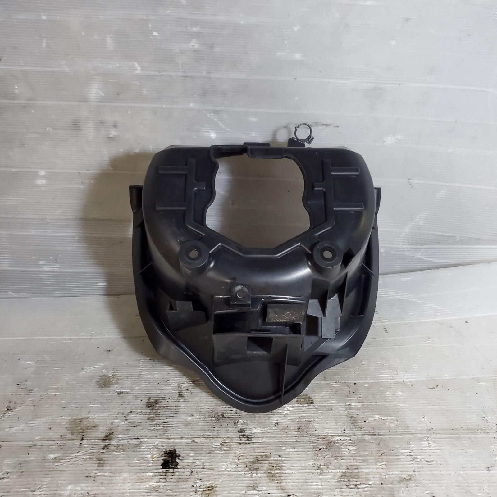 フロントカバー YD8 フロントカバー アドレスV125(CF46A/4EA) ソニックシルバーメタリック(YD8) ス... ★お買い物マラソン★ スズキ アドレスV125 アドレスV125G CF46A CF4EA K5 K6 K7 K9 外装 カウル 3点 セット ブルー  青 紺 塗装済み 外装 パーツ フロント プロテクター ガード 外装セット 純正タイプ バイクカバー ハンドルカバー カスタム 交換 部品 |