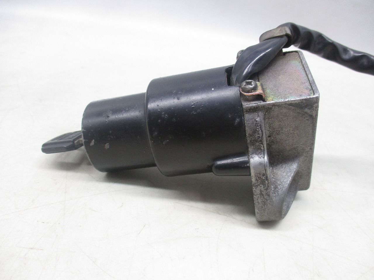 メインキー|タンクキャップ 鍵1本付