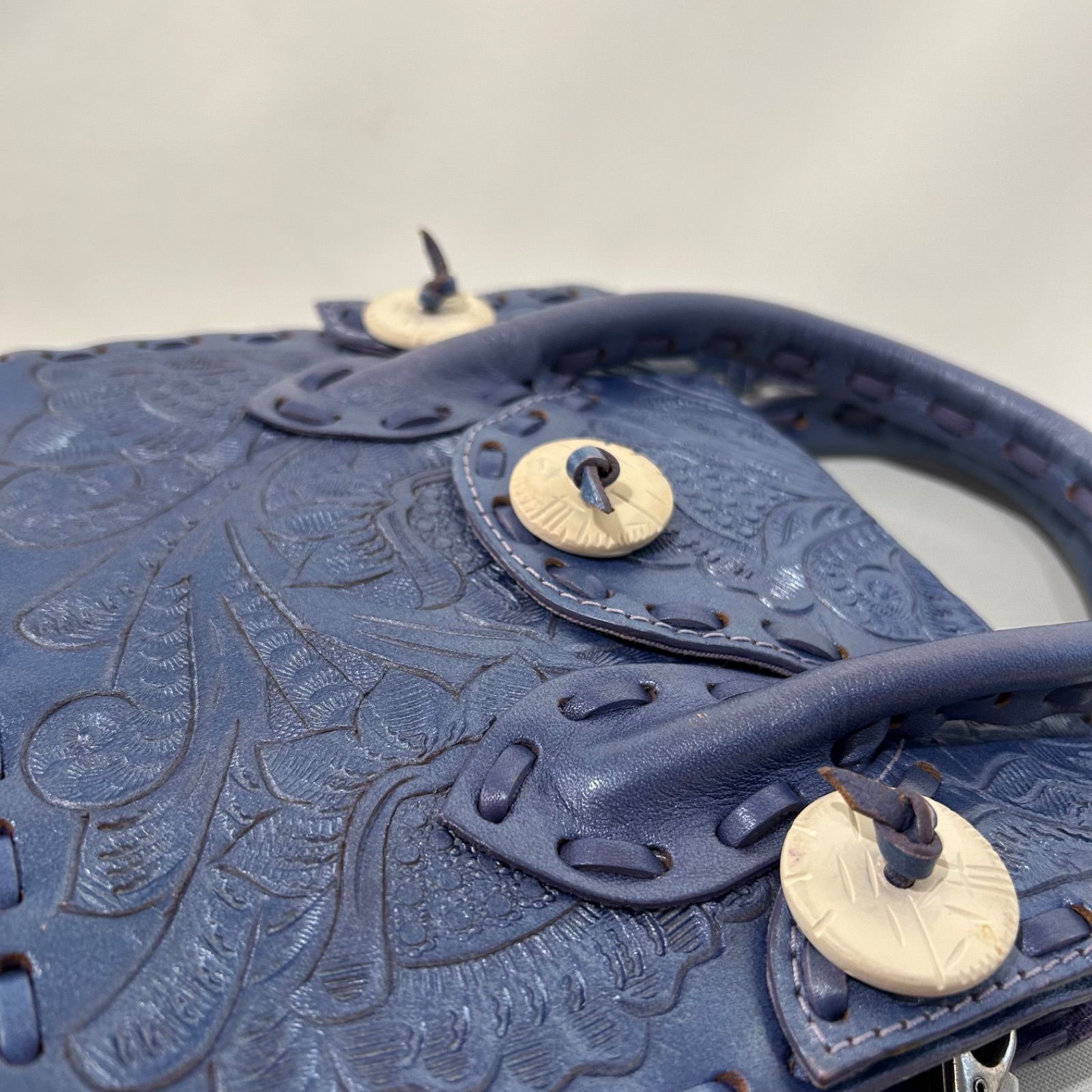 カービングトライブス　ハンドバッグ　ショルダー　マエストラ　2way ブルー カービングトライブス ハンドバッグ 2way トート マエストラ