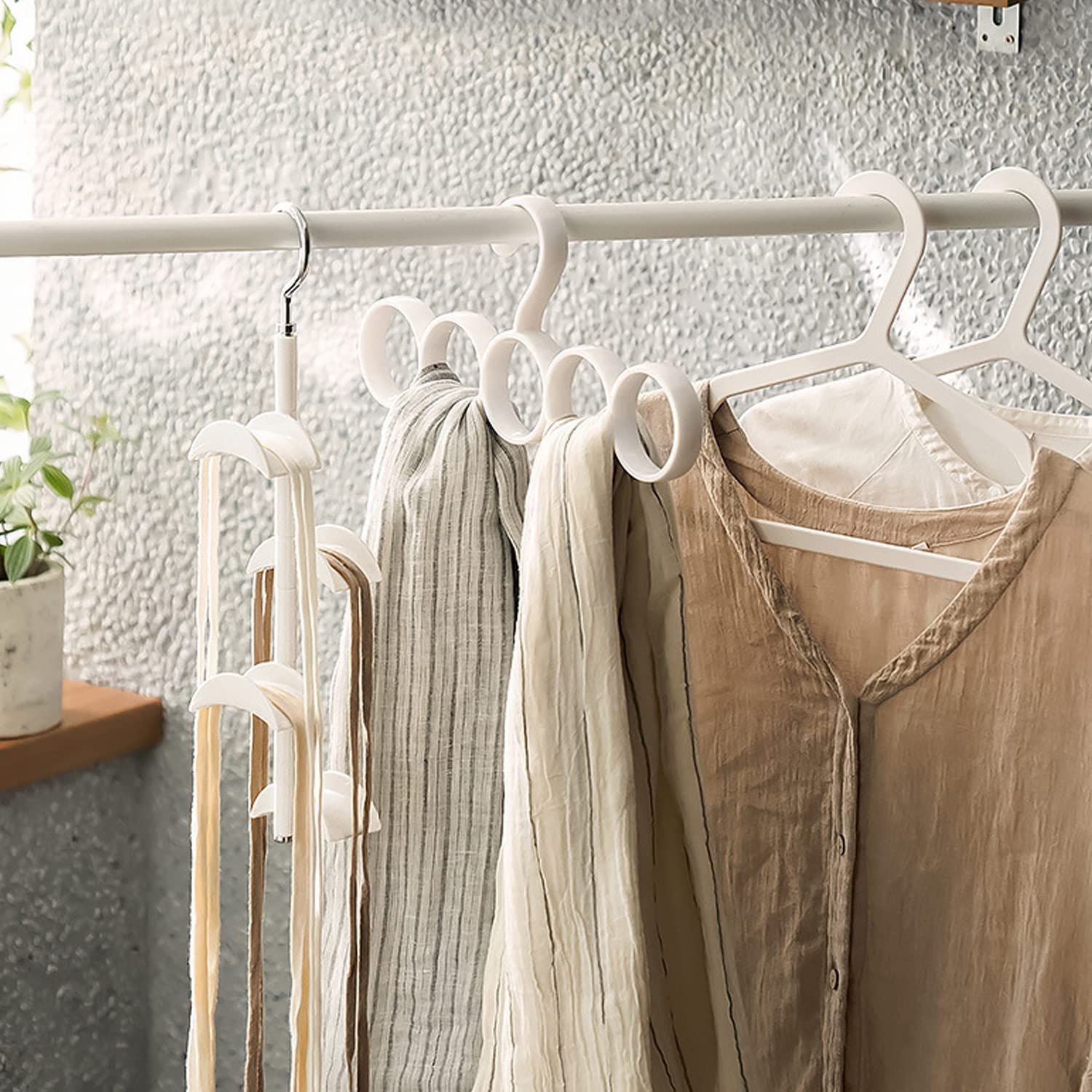 ネクタイハンガー