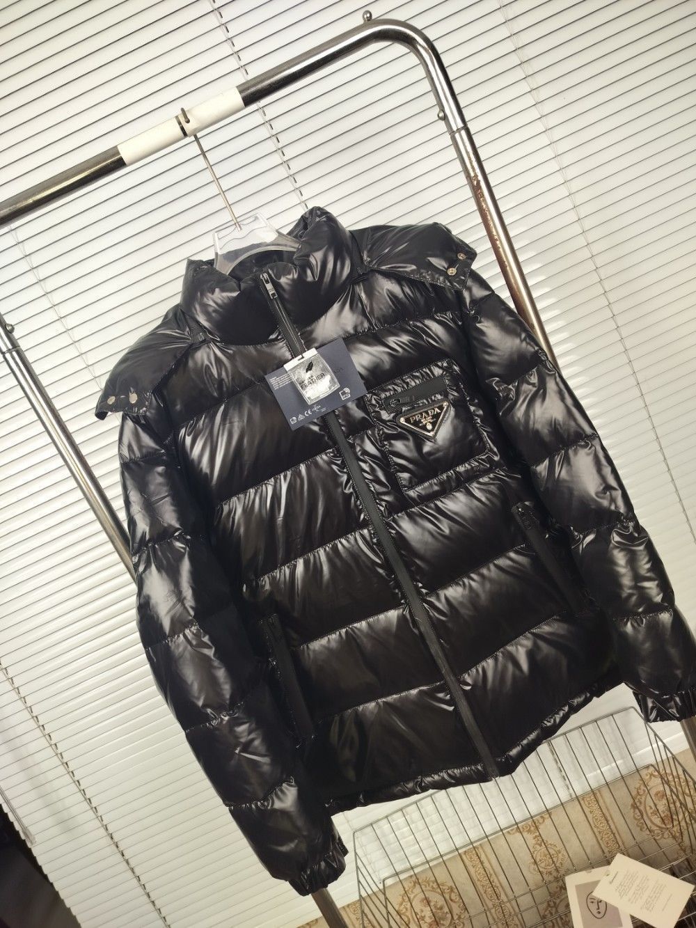 国内アウトレット購入⭐︎ PRADA ジャケット ブラック 38 三越伊勢丹 | PRADA/プラダ_Men通販 | Re-Nylon ジャケット
