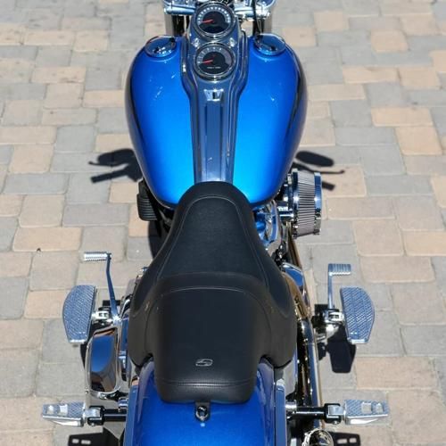 2018年以降ソフテイルライダーポジション