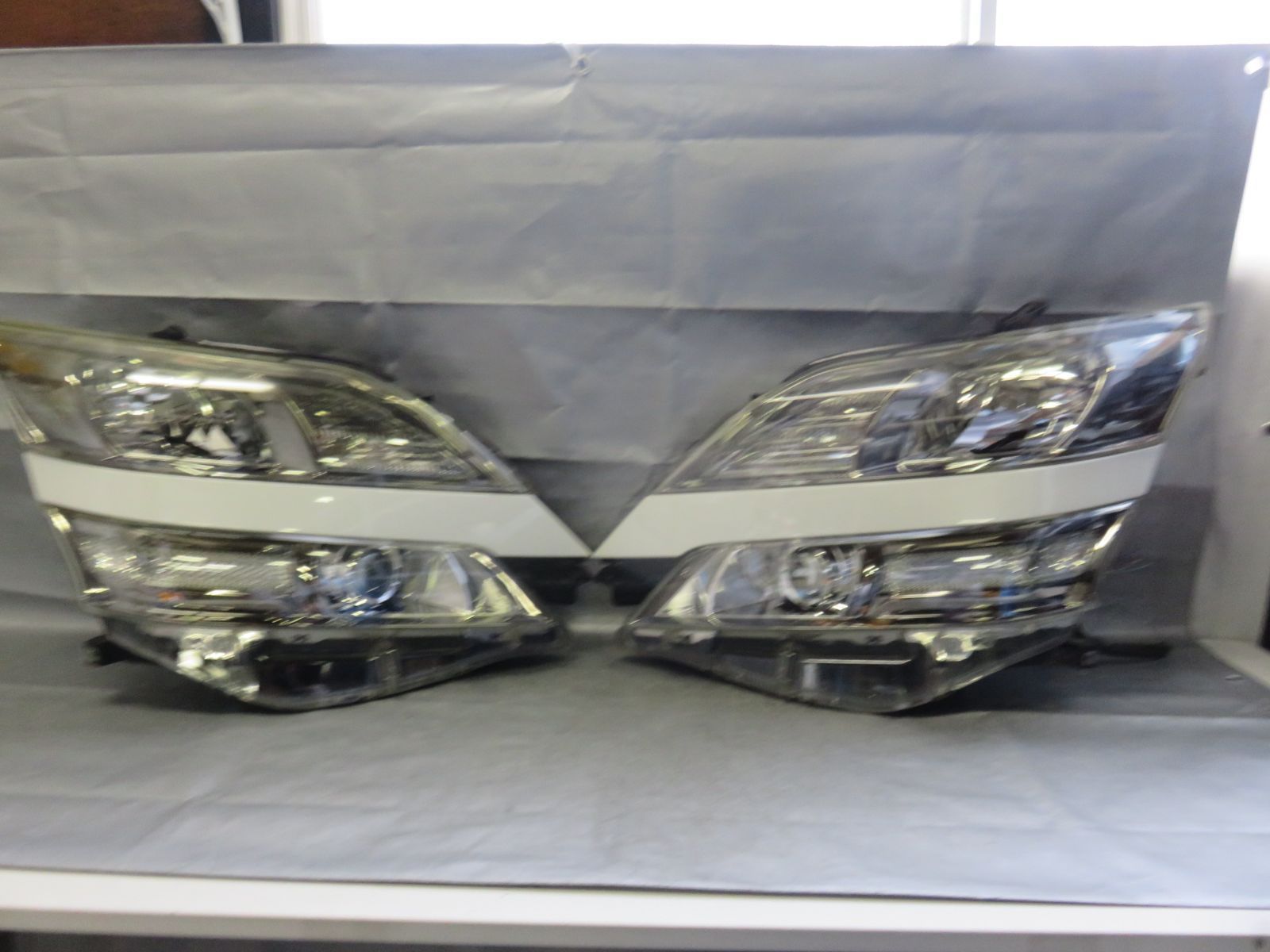 ☆STD6032/点灯OK ヴェルファイア20系 前期 AFS付ヘッドライト