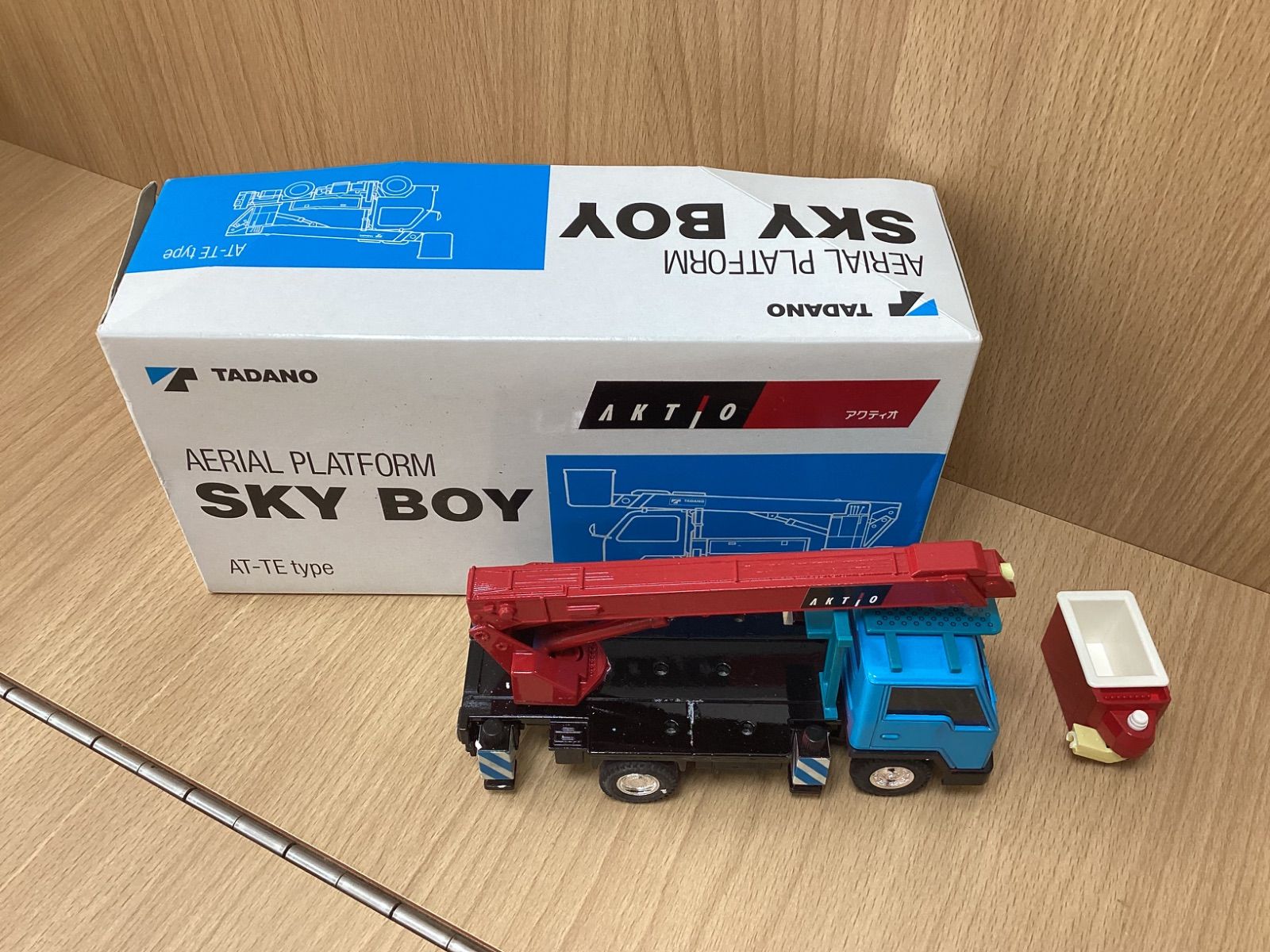 I527 TADANO SKY Boy ミニカー ジャンク - メルカリ