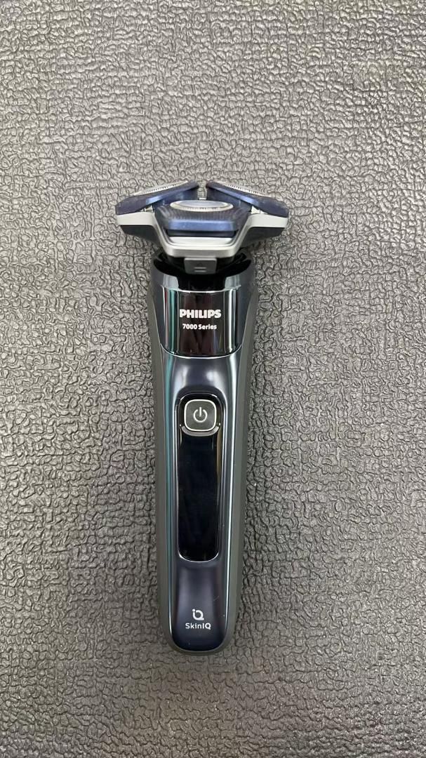フィリップス 電気シェーバー 7000シリーズ 45枚・回転式 S7882/16