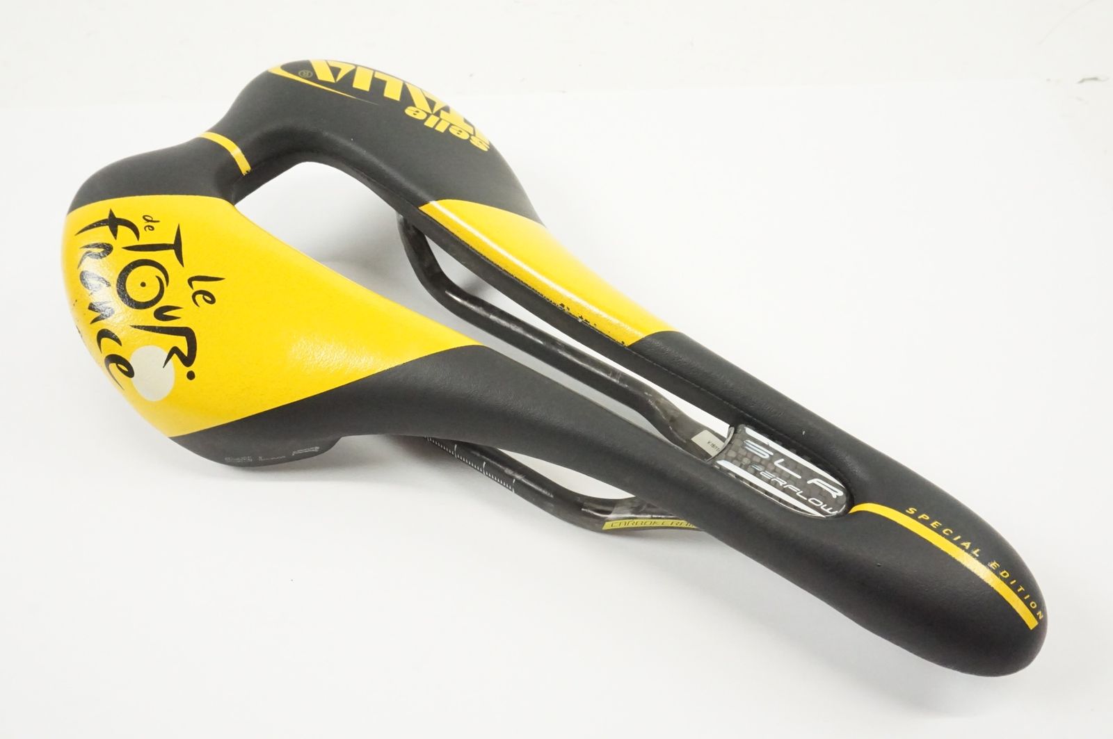 SELLE ITALIA セライタリア SLR KIT CARBONIO SUPERFLOW TDF サドル | バイチャリ宇都宮店