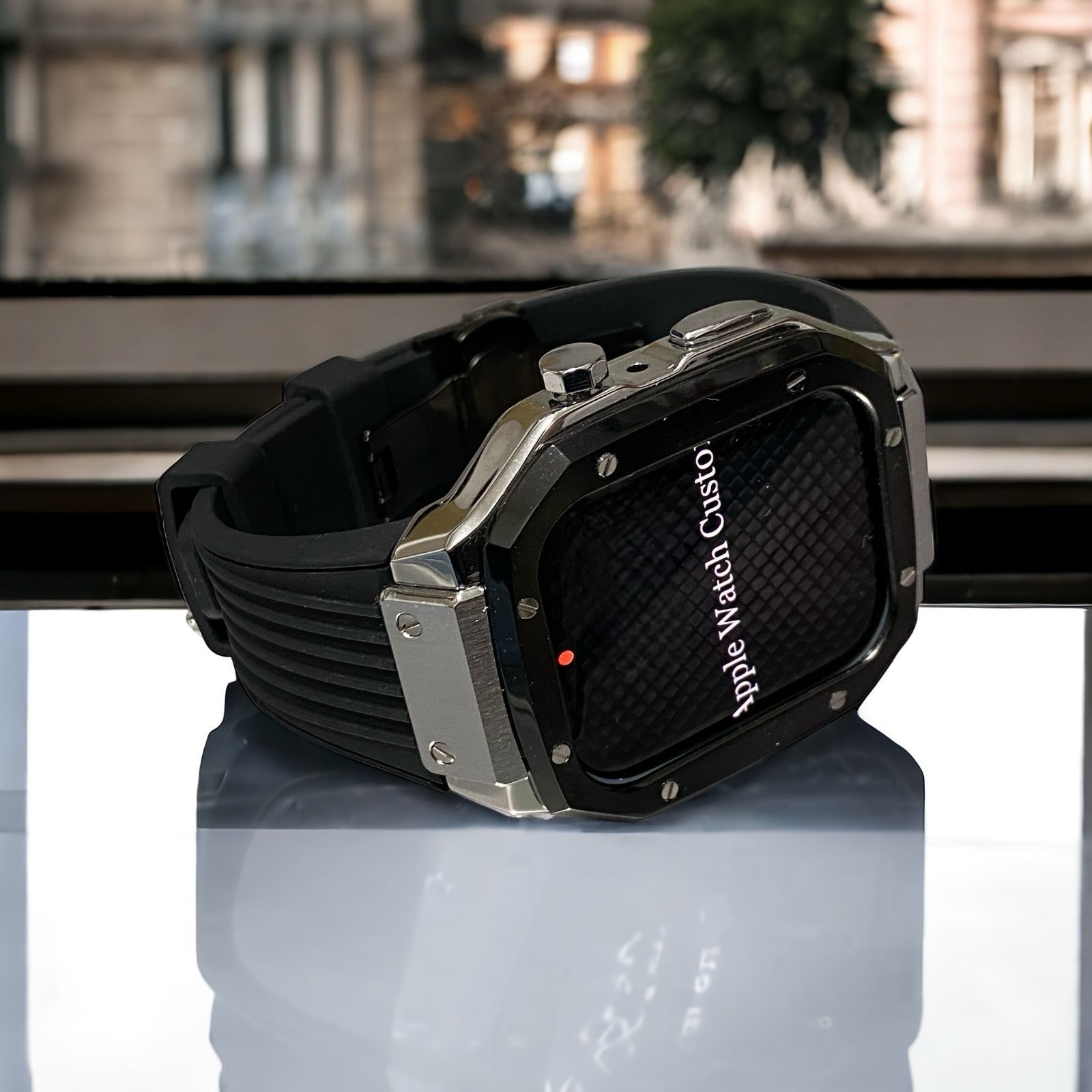 新作登場SALEApple Watchバンド　ラバーベルト　ステンレスカバー　クリスタルWG5 Apple Watchアクセサリー