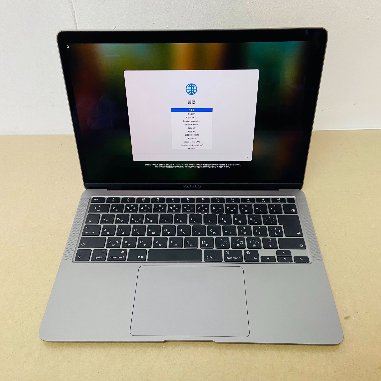 美品　初期化済み   バッテリー100% 充放電回数1回　MacBookAir M1 8GB 256GB  MGN63J/A C601  80サイズ発送