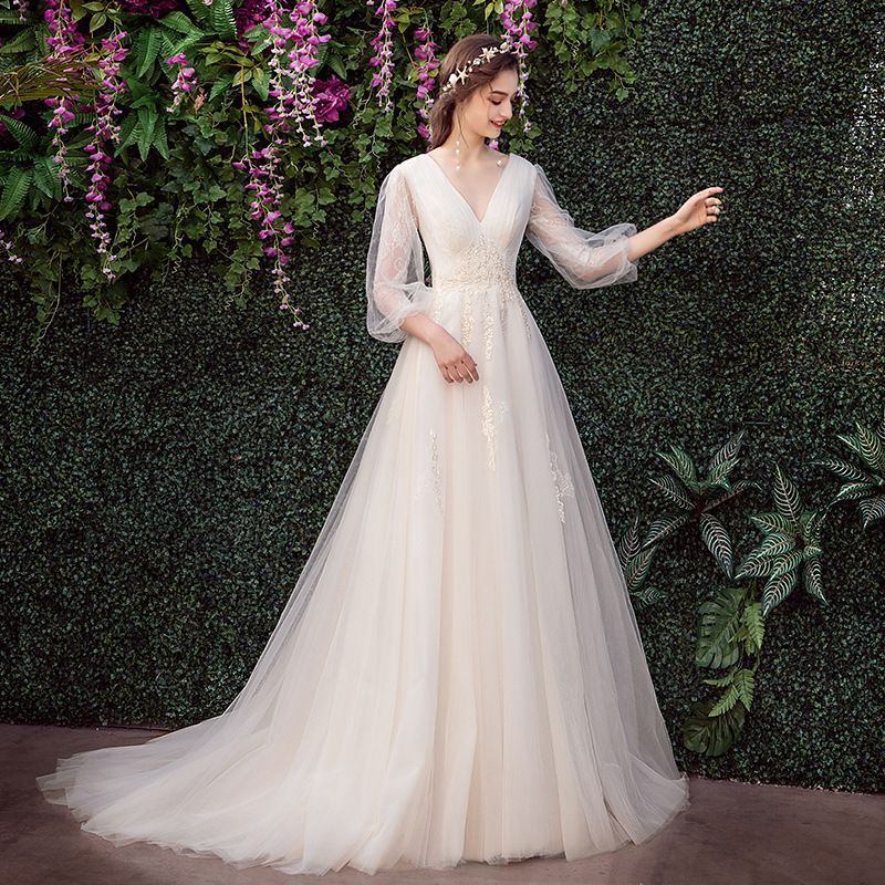 韓国風軽やかウェディングドレス 2025