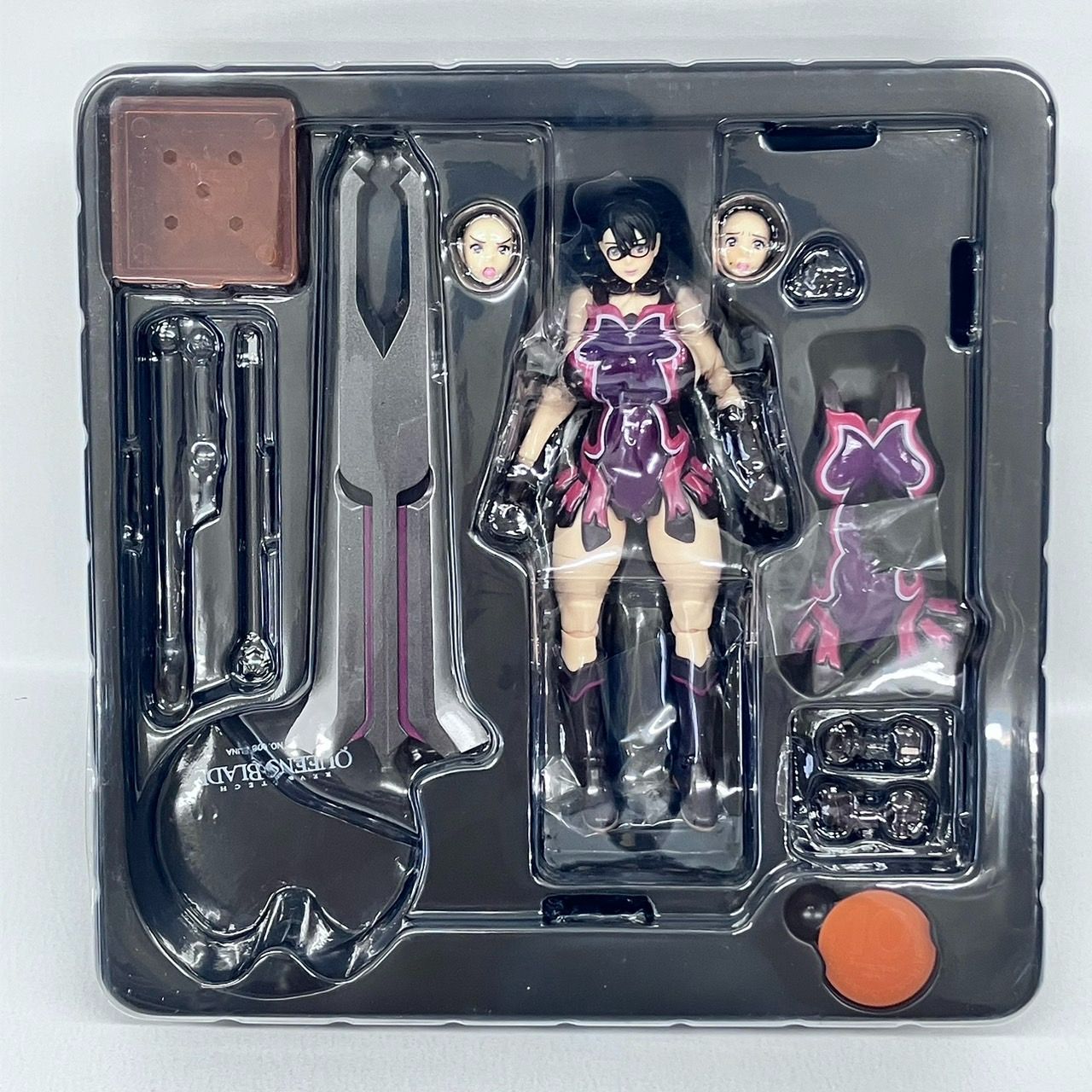 海洋堂 リボルテック クイーンズブレイド　カトレア Amazon.co.jp: リボルテック カトレア リボルテッククイーンズ