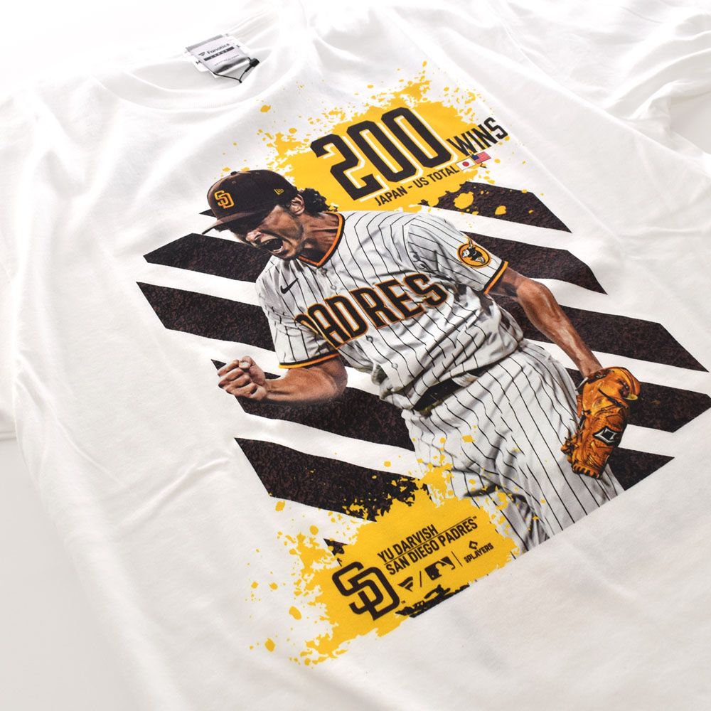 お値下【未使用】ダルビッシュ　 200 WINS Tシャツ Mサイズ、タオル お値下【未使用】ダルビッシュ 200 WINS Tシャツ Mサイズ、タオル