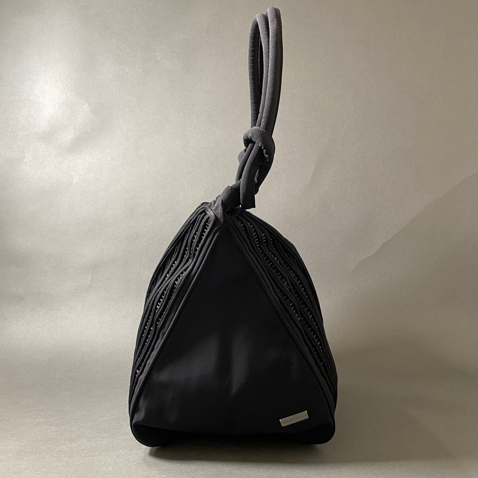 《美品》 GIORGIO ARMANI ジョルジオアルマーニ ビーズロープ トートバッグ ユニセックス ショルダーバッグ ブラック TOTE BAG イタリア製 【中古】