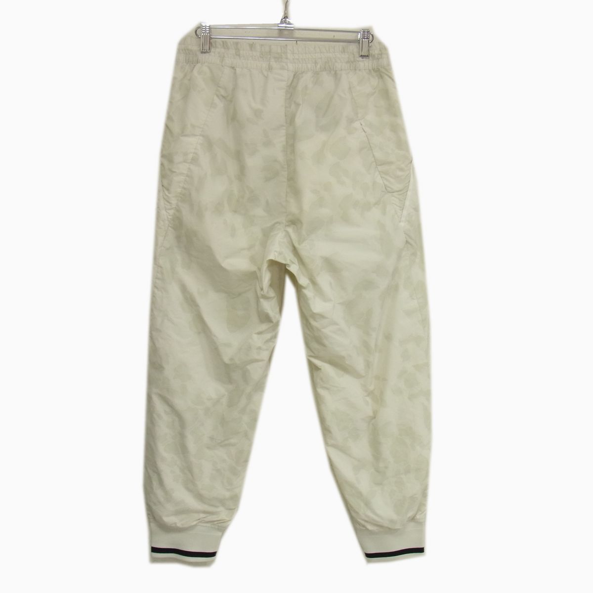 パンツ Y-3 M LEOPARD PRINT FOOTBALL PANTS Y-3（ワイスリー）の「M LEOPARD PRINT FOOTBALL PANTS（その他パンツ