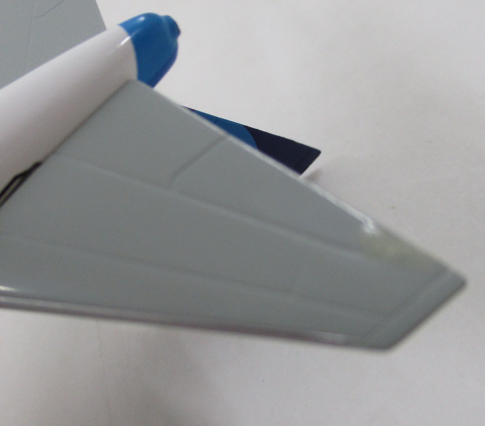 ドラゴン 1/400 ボーイング 747-8F ハウスカラー N747EX ［56220
