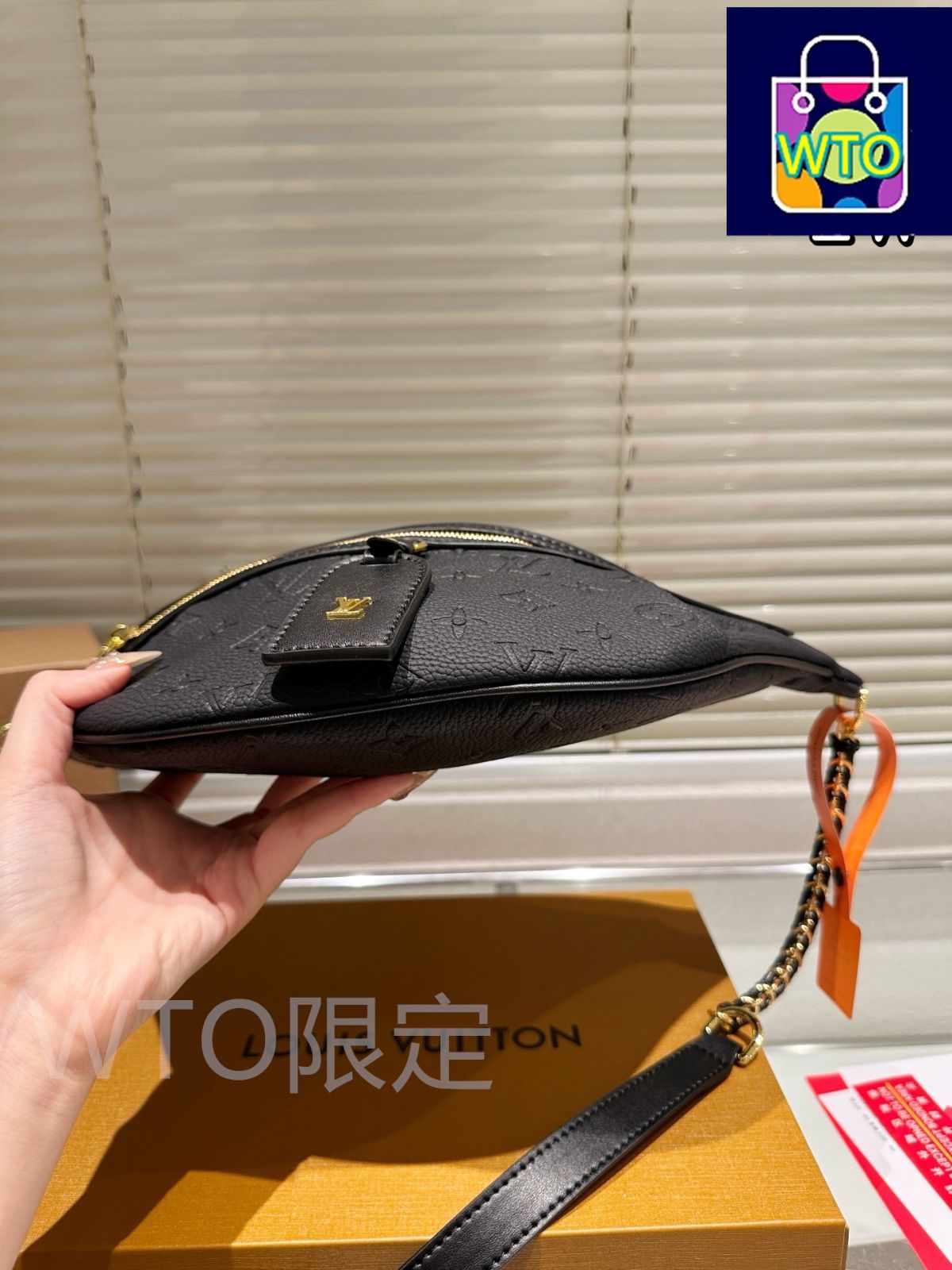 大幅再お値下げ‼️ルイヴィトン グローブ　　　　　　　　　975 今日特価】Louis Vuitton（ルイ・ヴィトン） 新シリーズ レチロ