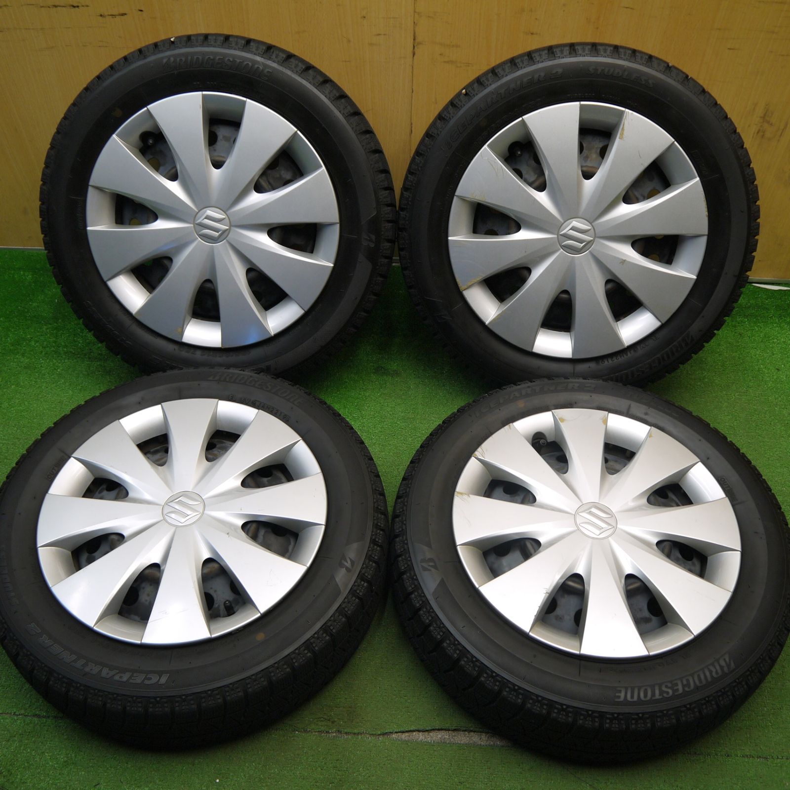 スズキ　スペースシア　2016年スタッドレス　155/65Ｒ14　バリ山 br\u003e20日(土)お得なクーポン!!タイヤ交換対象スズキ スペーシア