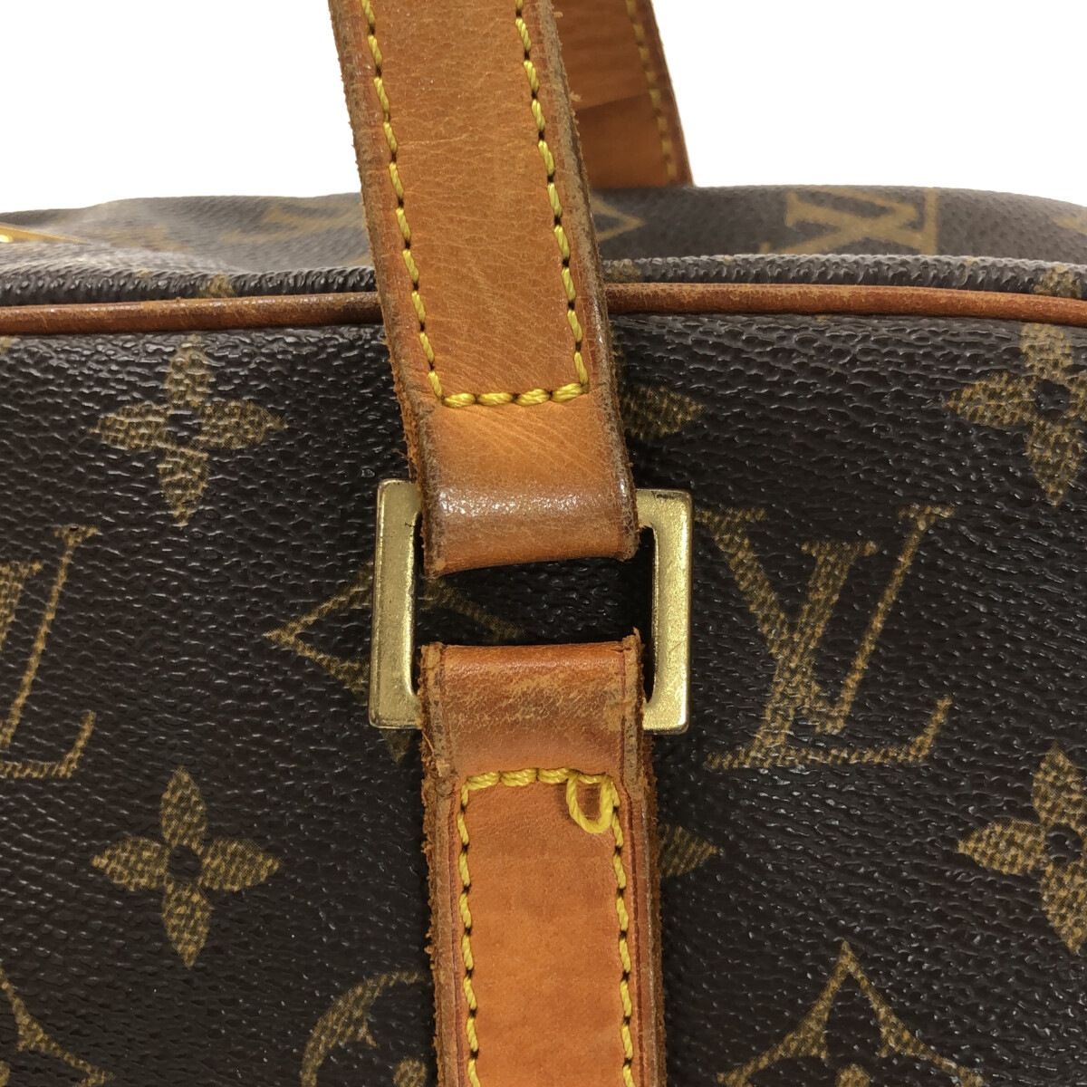 LOUIS VUITTON(ルイヴィトン) ショルダーバッグ モノグラム シテGM