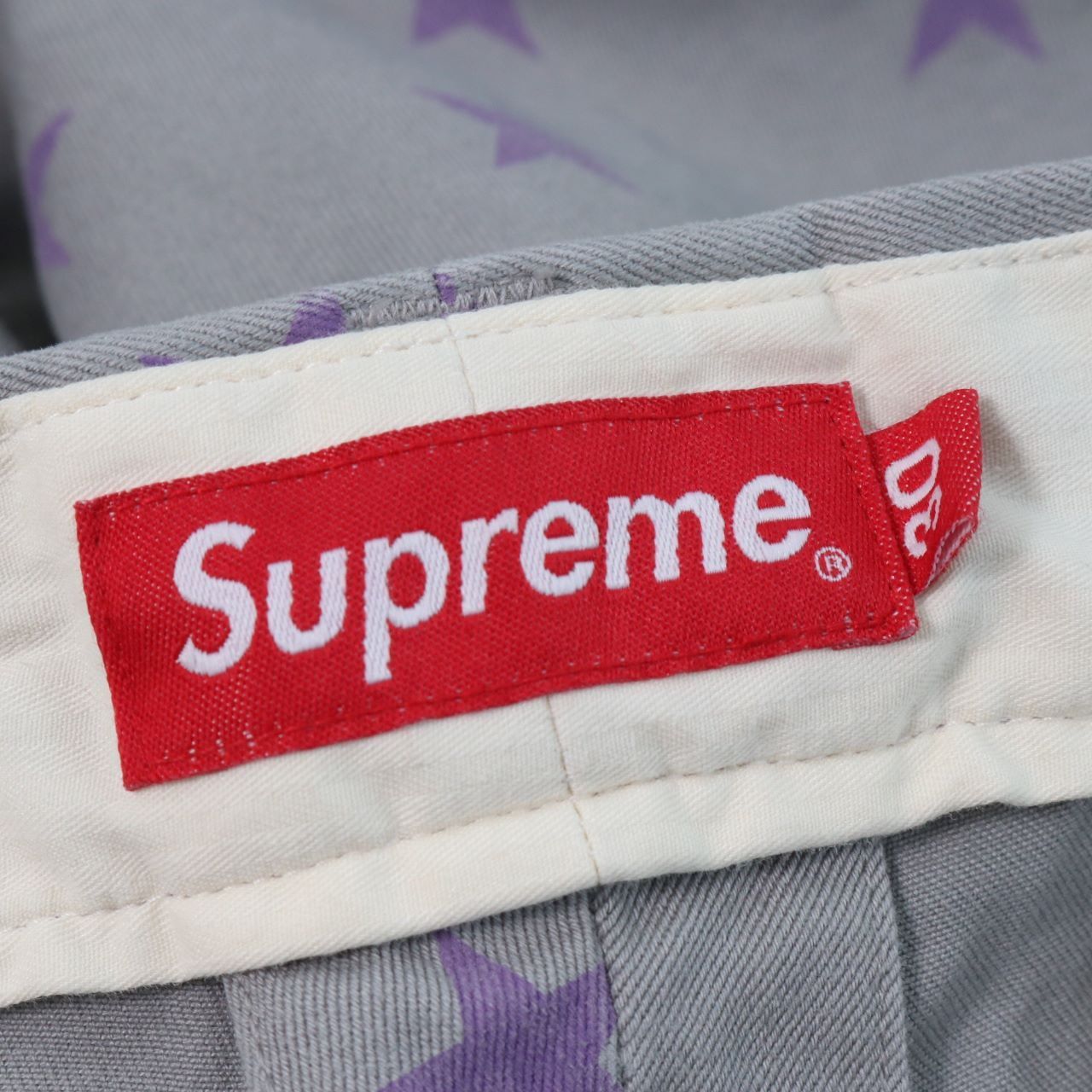 Supreme（チノパン）のフリマアイテム一覧