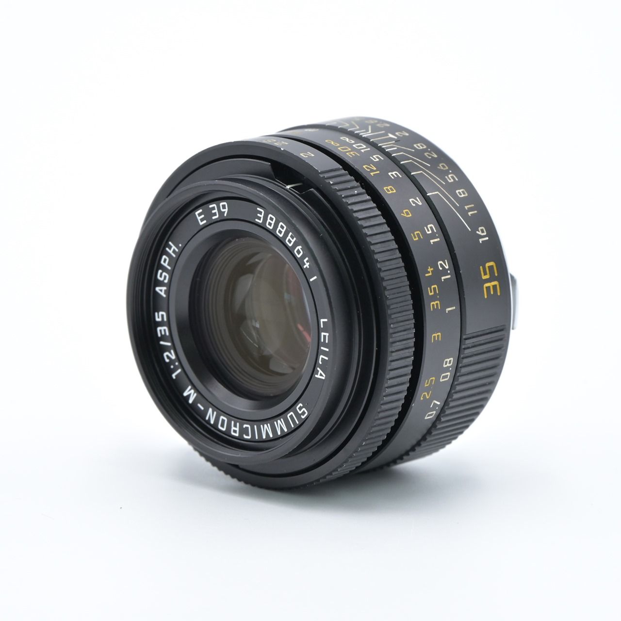 RF100mm F2.8 L MACRO IS USM  フードにスレ跡あり RF100mm F2.8 L MACRO IS USM フードにスレ跡あり RF100mm F2.8 L