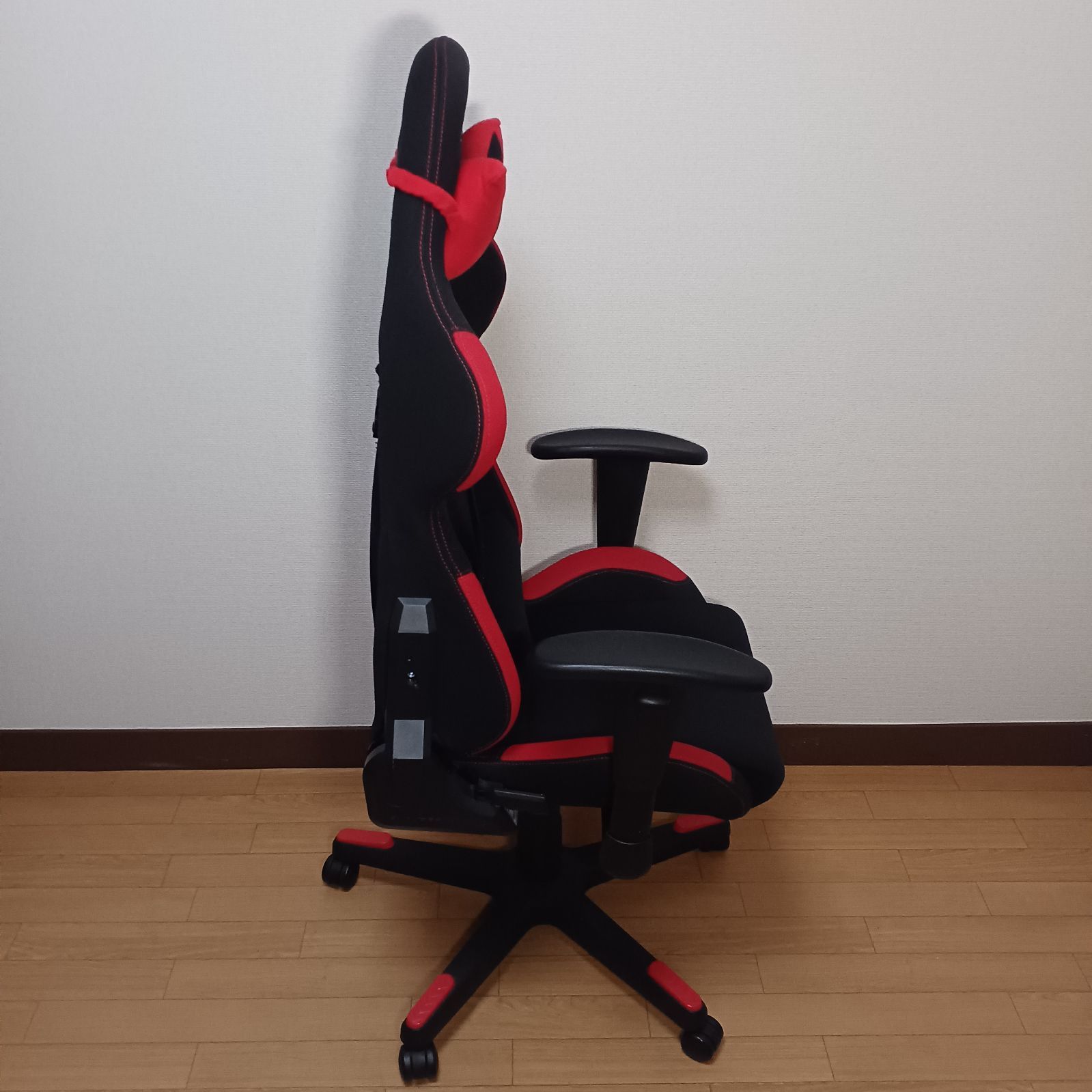 DXRacer スタンダードモデル ゲーミングチェア