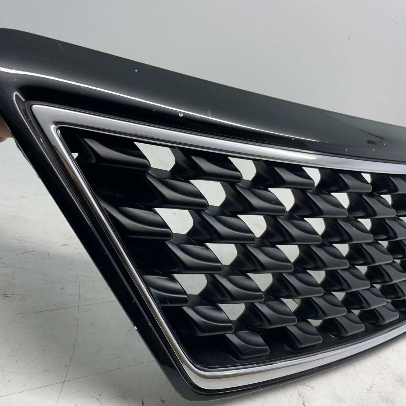 希少 200系 クラウンアスリート 後期 アニバーサリーエディション グリル