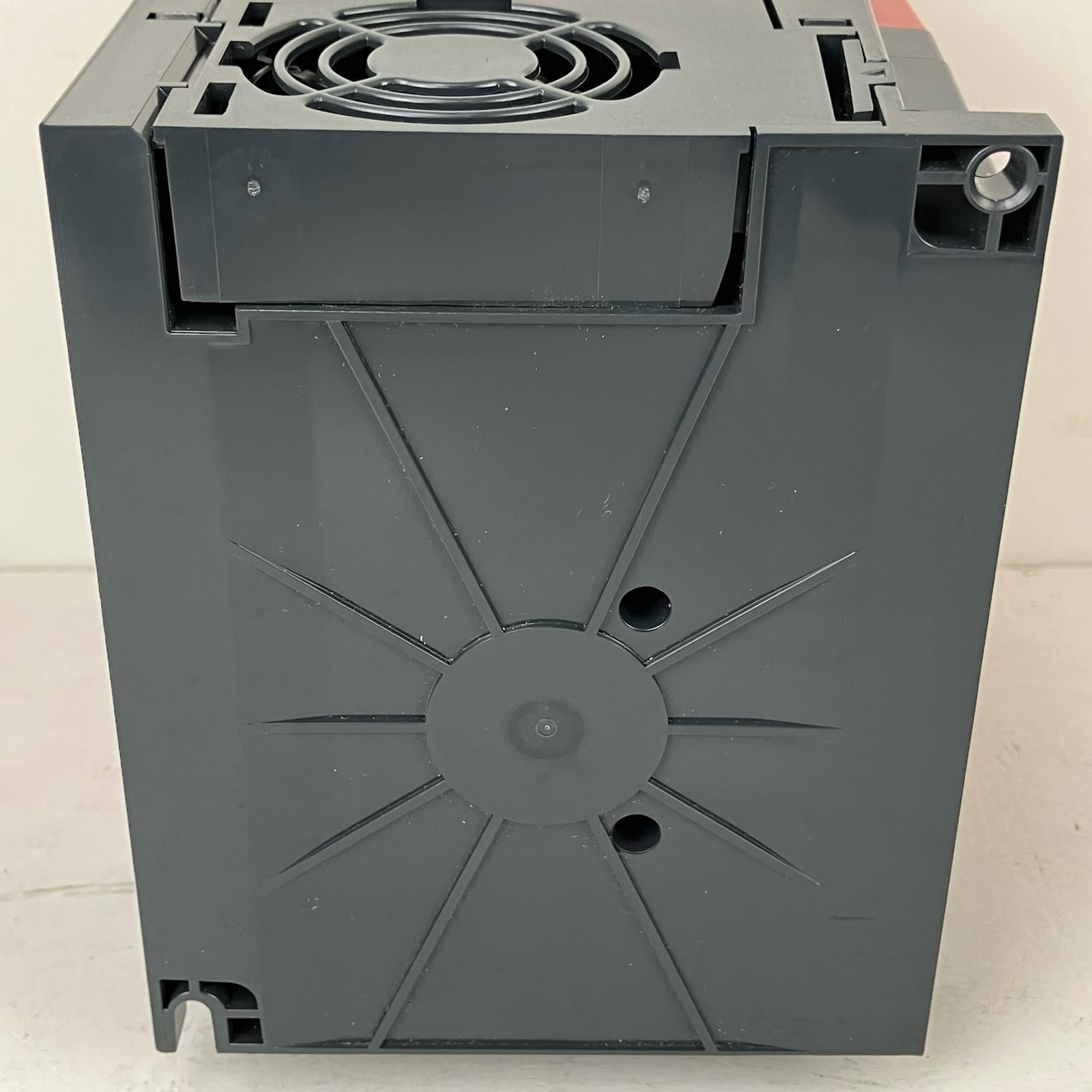 ЗЗTOSHIBA 東芝