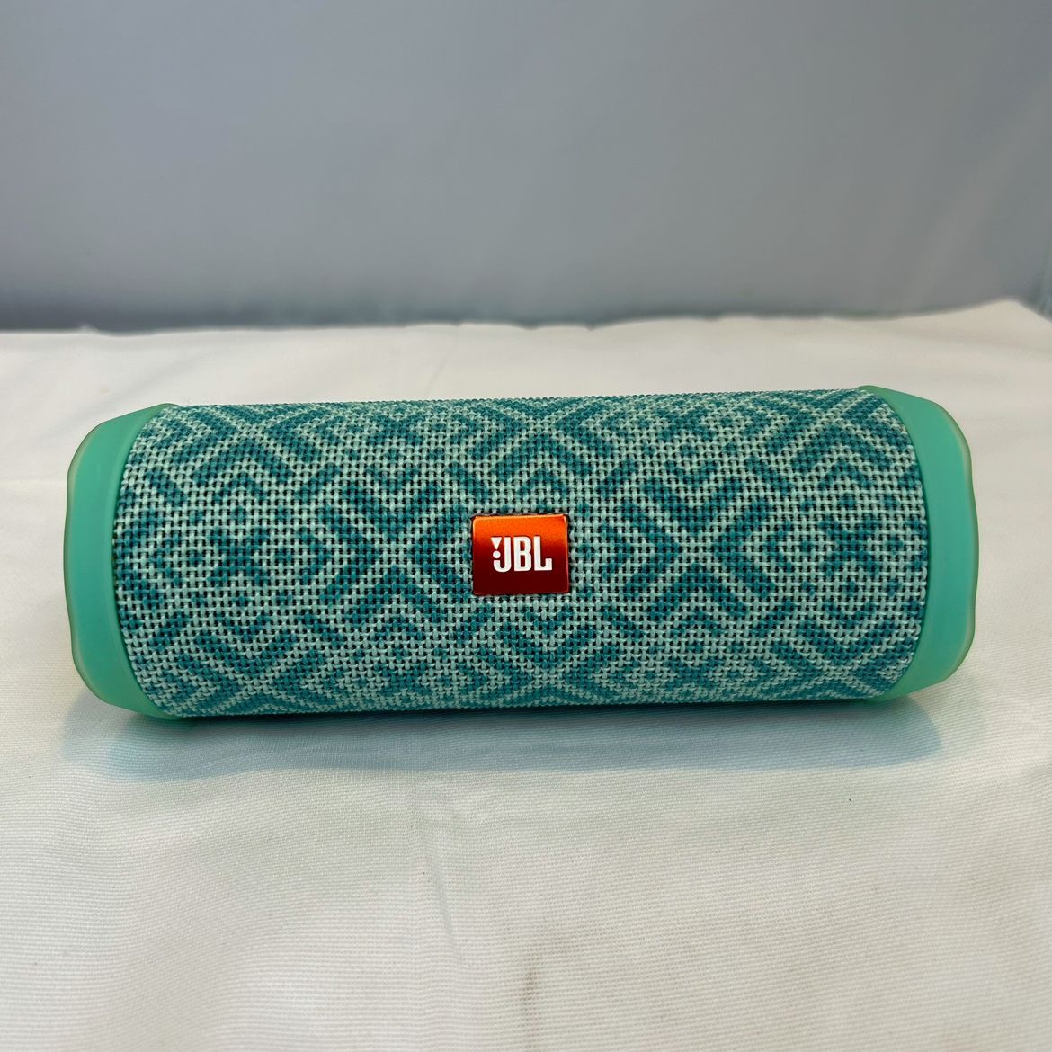 新品未開封、スピーカー】JBL FLIP4 TEAL 水色 - スピーカー