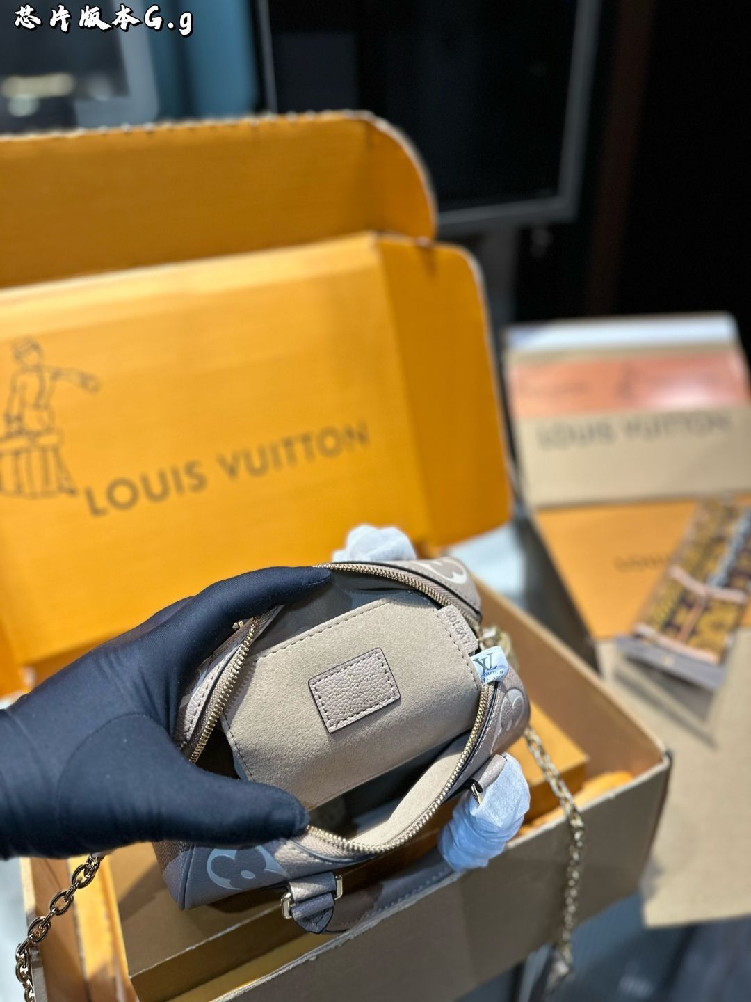 ⚠︎値下げ中 Louis Vuitton 手袋（箱付き） ⚠︎値下げ中 Louis Vuitton 手袋（箱付き） ⚠︎値下げ中 Louis