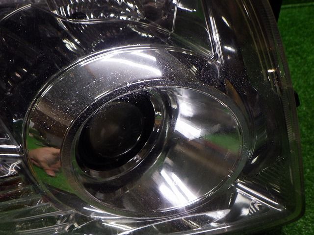 70 ノア 右ヘッドライト HID ZRR70 75 前期 28-204 N6 バラスト付き トヨタ 250927020