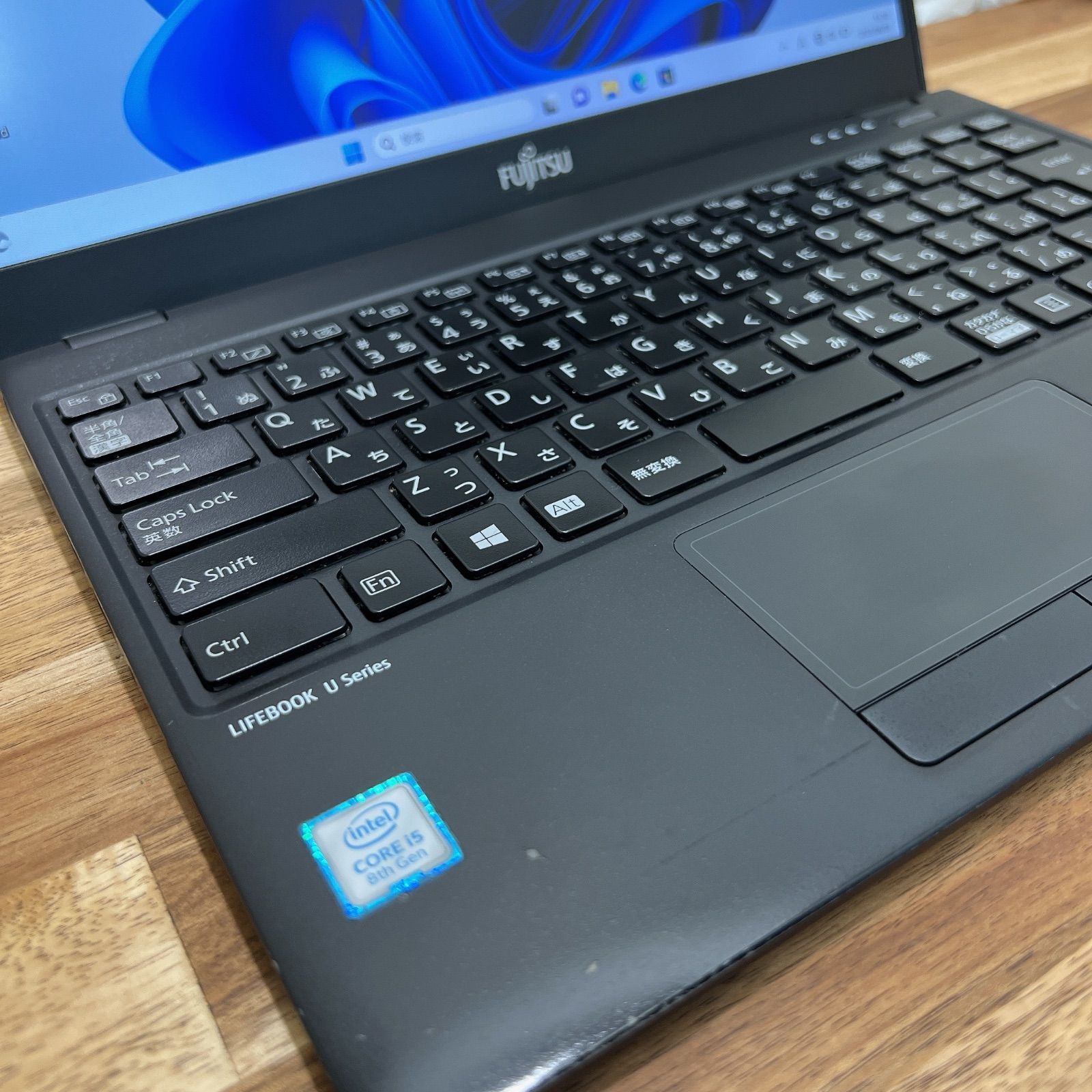 LIFEBOOK U939/A☘SSD256GB/メ8GB☘Corei5第8世代-