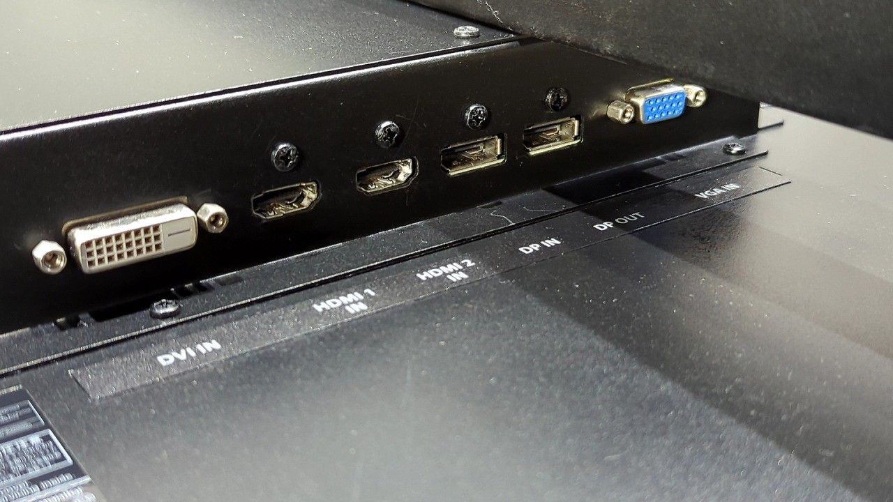 4K モニター39.5インチ