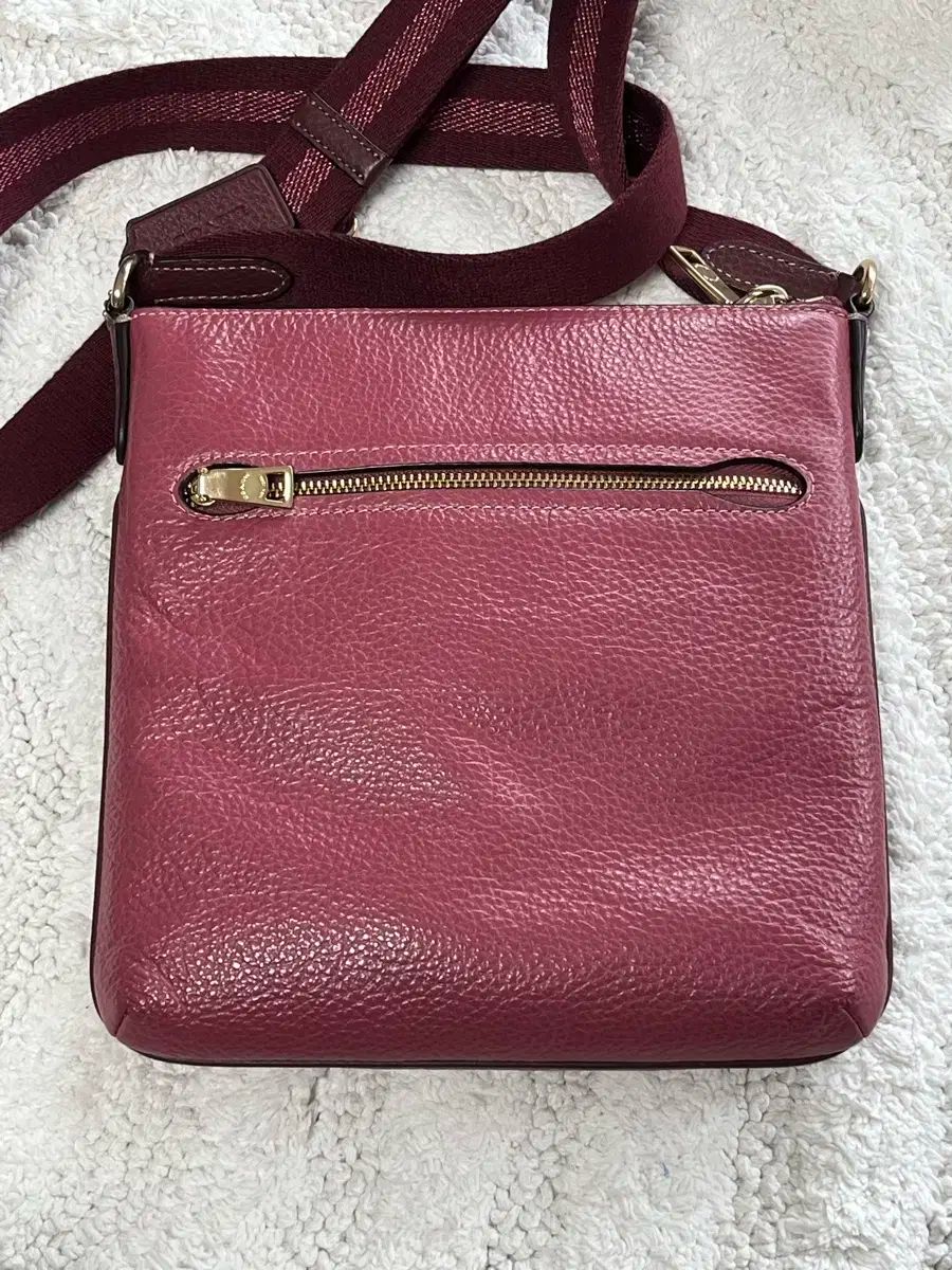 クロスバッグ バーガンディー