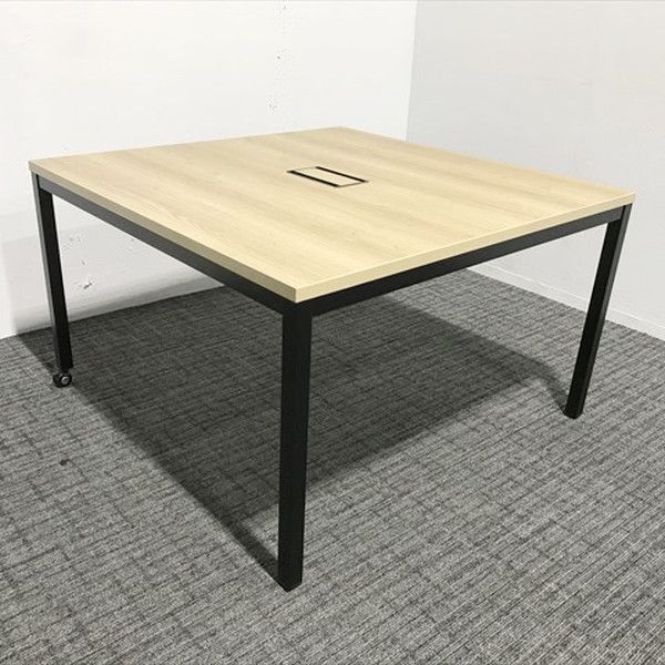 ミーティングテーブル 完成品 角テーブル キャスター付 木目調ブラウン